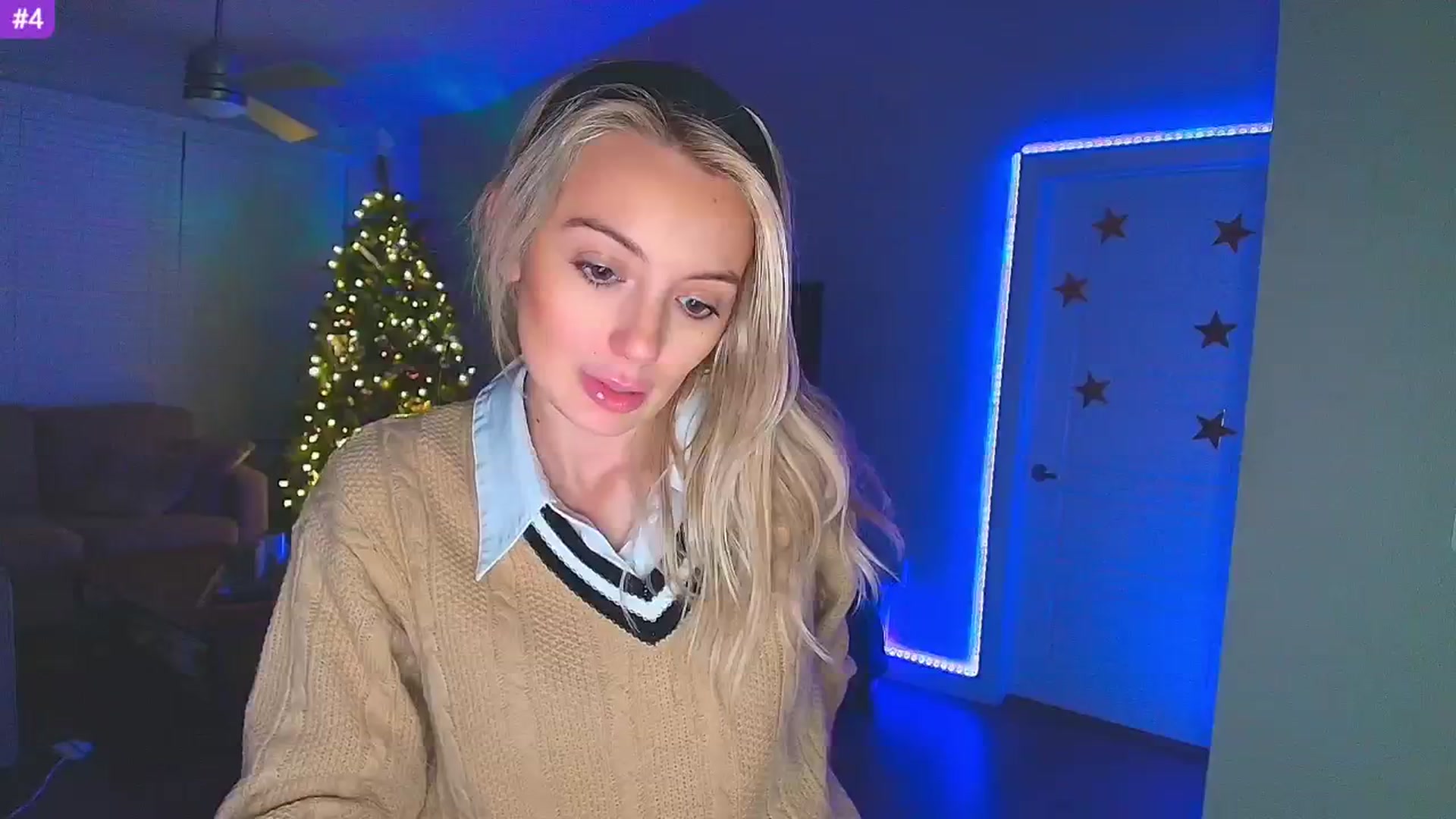 Gallery image thumbnail from Sammy_gray's myfreecams stream on, 01/25/2025, 03:51 image 10 of 20