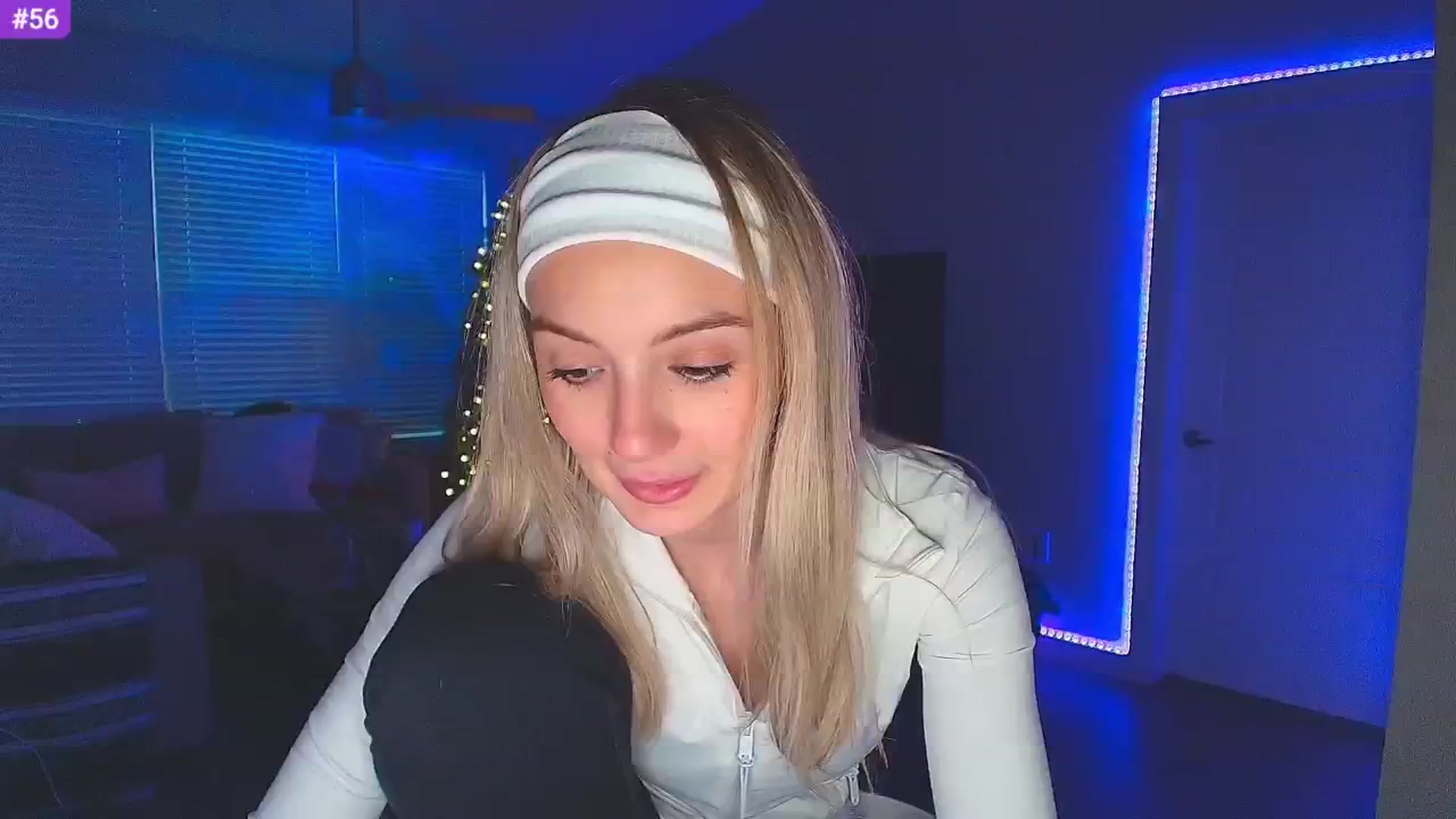 Gallery image thumbnail from Sammy_gray's myfreecams stream on, 02/03/2025, 01:21 image 12 of 20