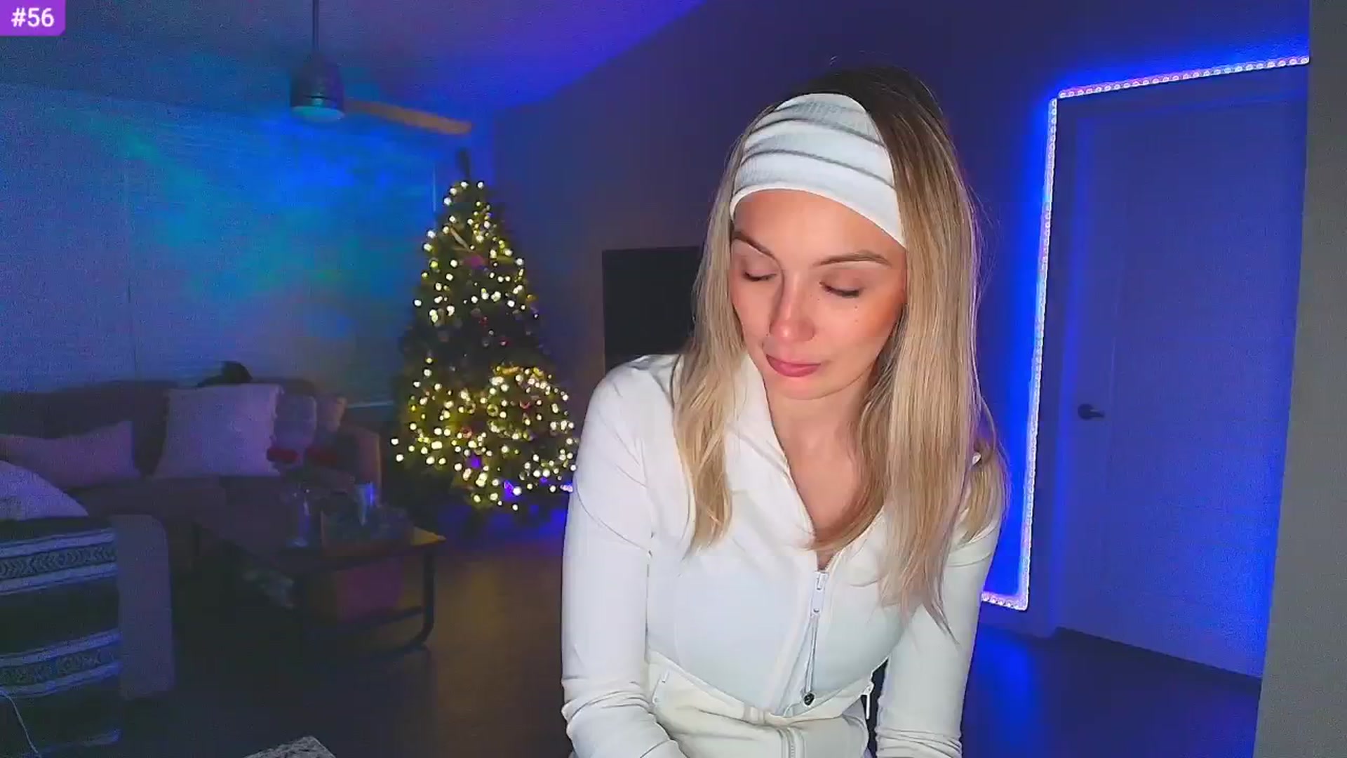 Gallery image thumbnail from Sammy_gray's myfreecams stream on, 02/03/2025, 01:21 image 17 of 20