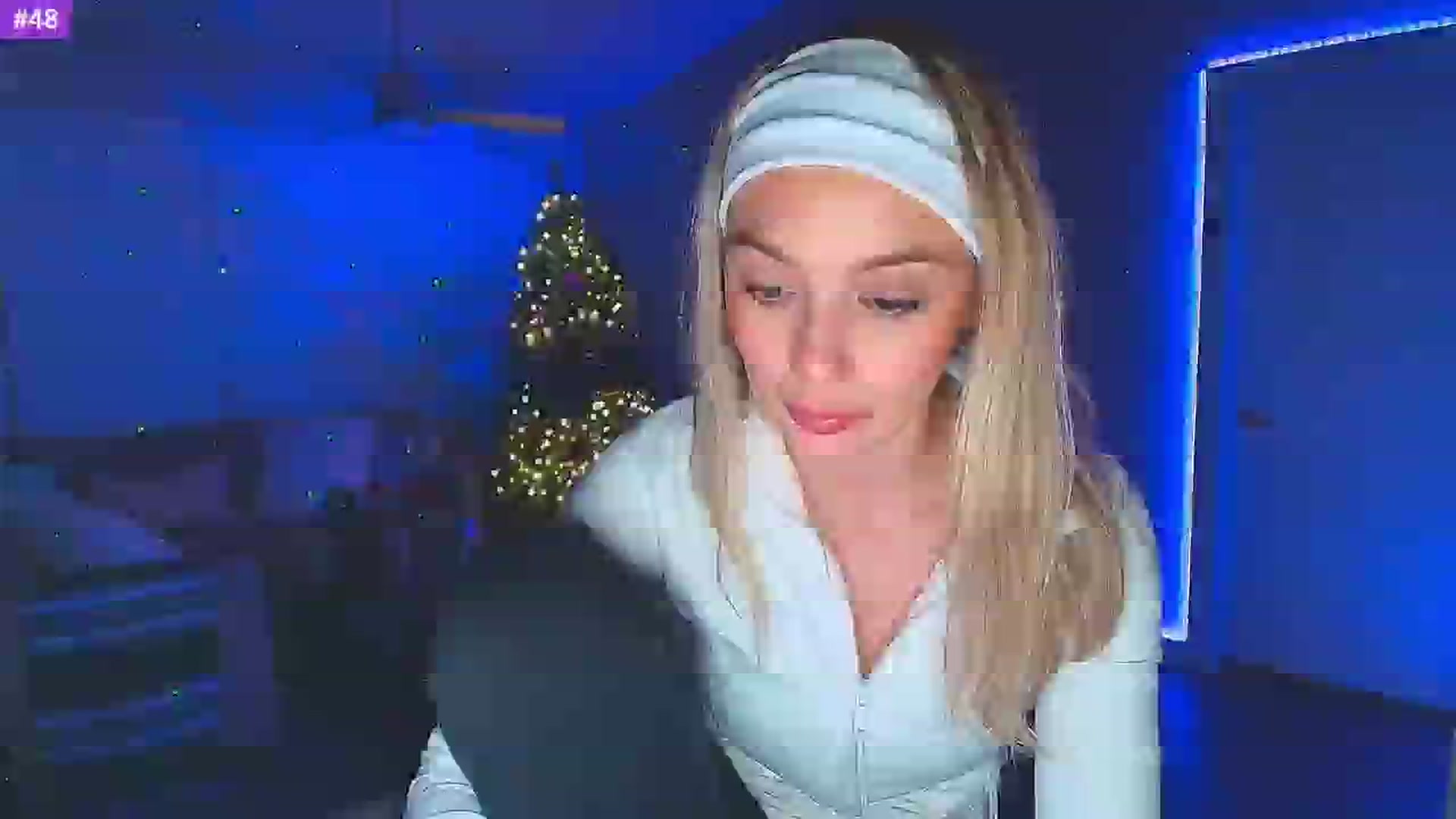 Gallery image thumbnail from Sammy_gray's myfreecams stream on, 02/03/2025, 03:53 image 19 of 20