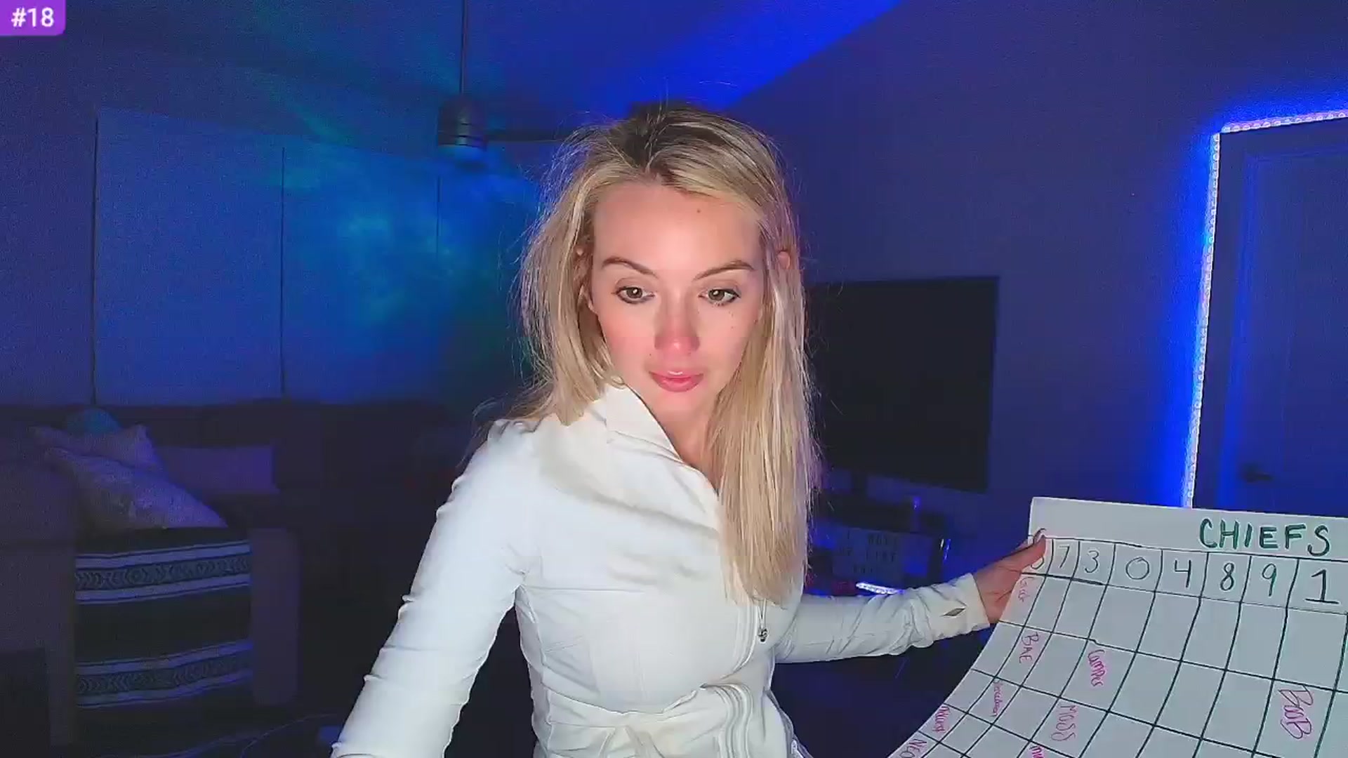 Gallery image thumbnail from Sammy_gray's myfreecams stream on, 02/08/2025, 07:04 image 7 of 20