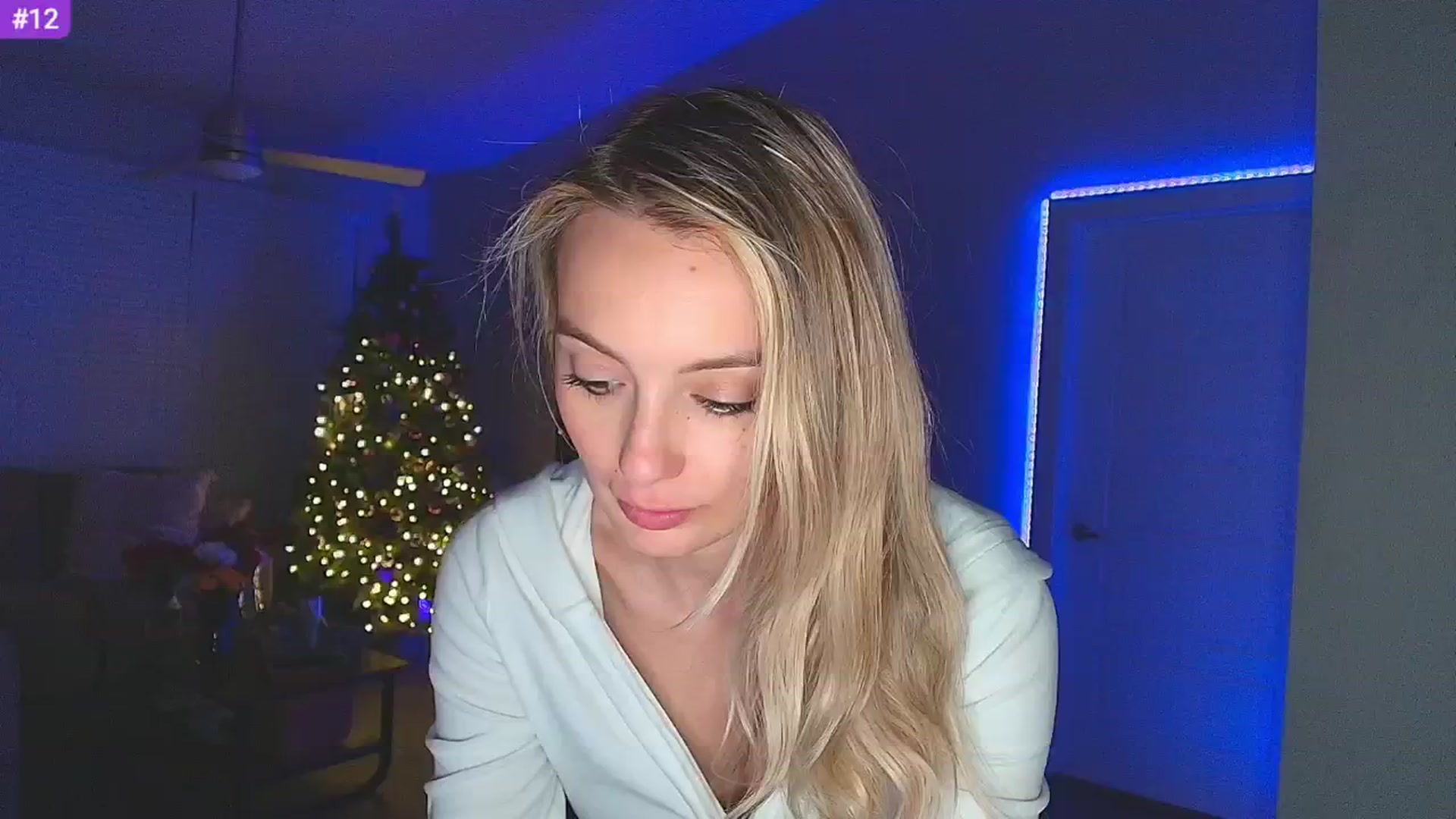 Gallery image thumbnail from Sammy_gray's myfreecams stream on, 02/16/2025, 04:26 image 6 of 20