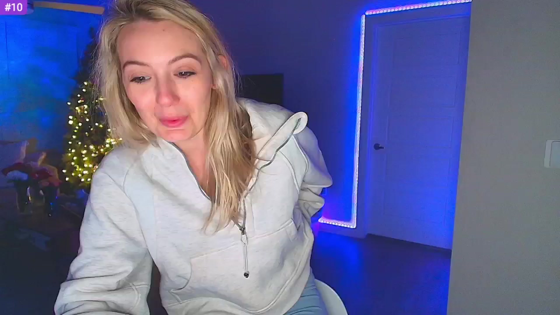 Gallery image thumbnail from Sammy_gray's myfreecams stream on, 02/17/2025, 06:30 image 14 of 20