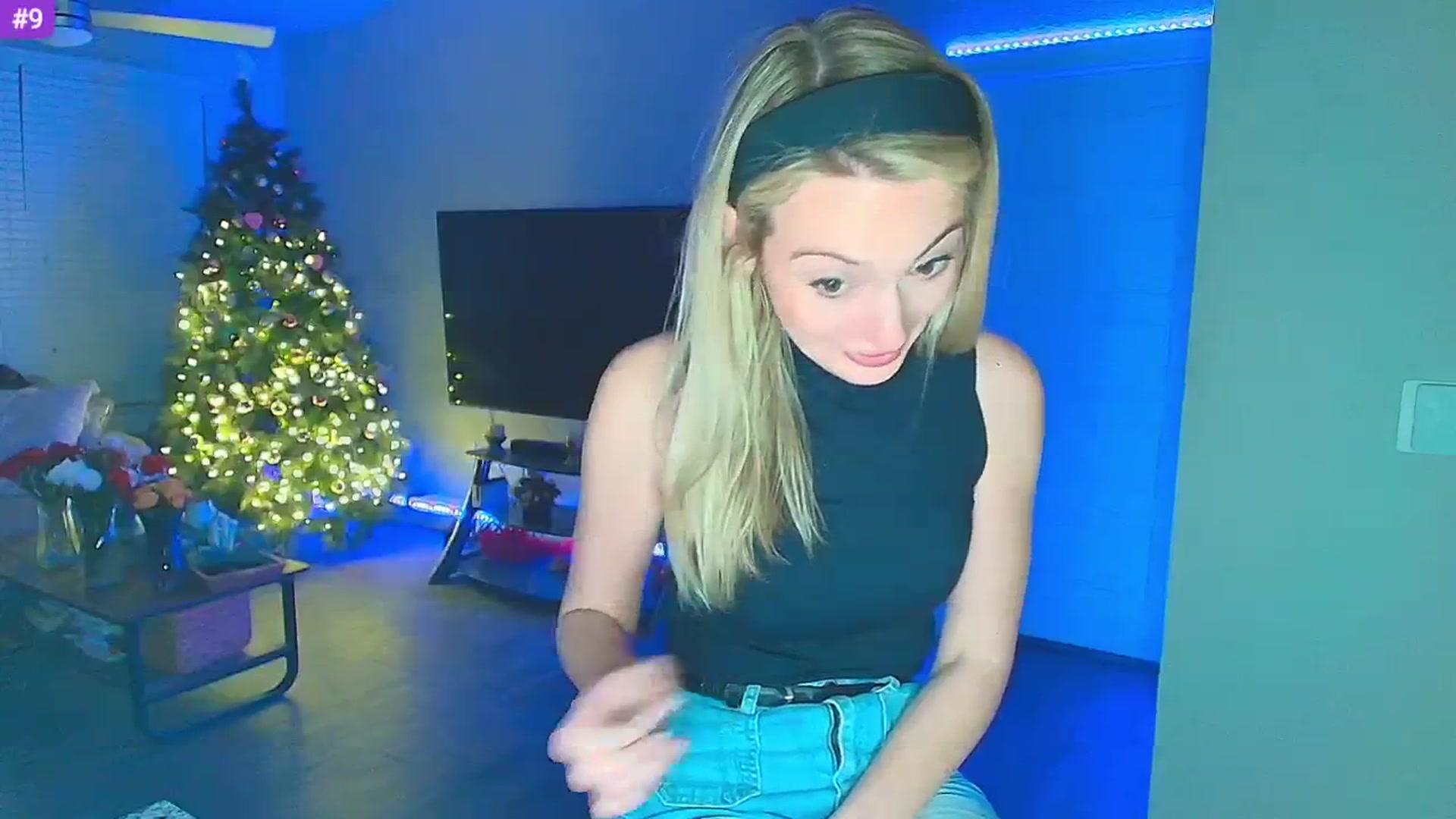 Gallery image thumbnail from Sammy_gray's myfreecams stream on, 02/19/2025, 02:51 image 11 of 20