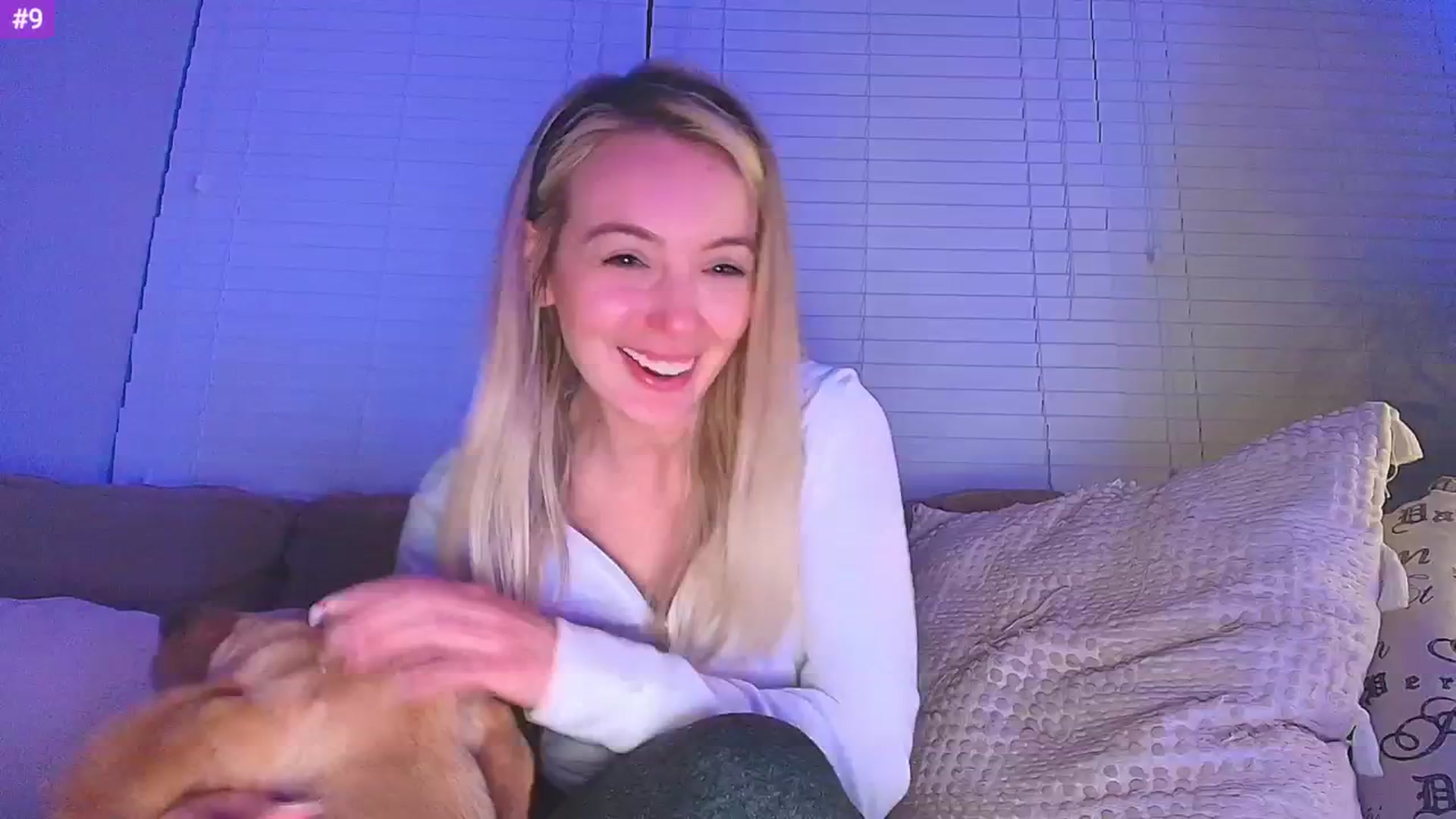 Gallery image thumbnail from Sammy_gray's myfreecams stream on, 02/19/2025, 07:56 image 15 of 20