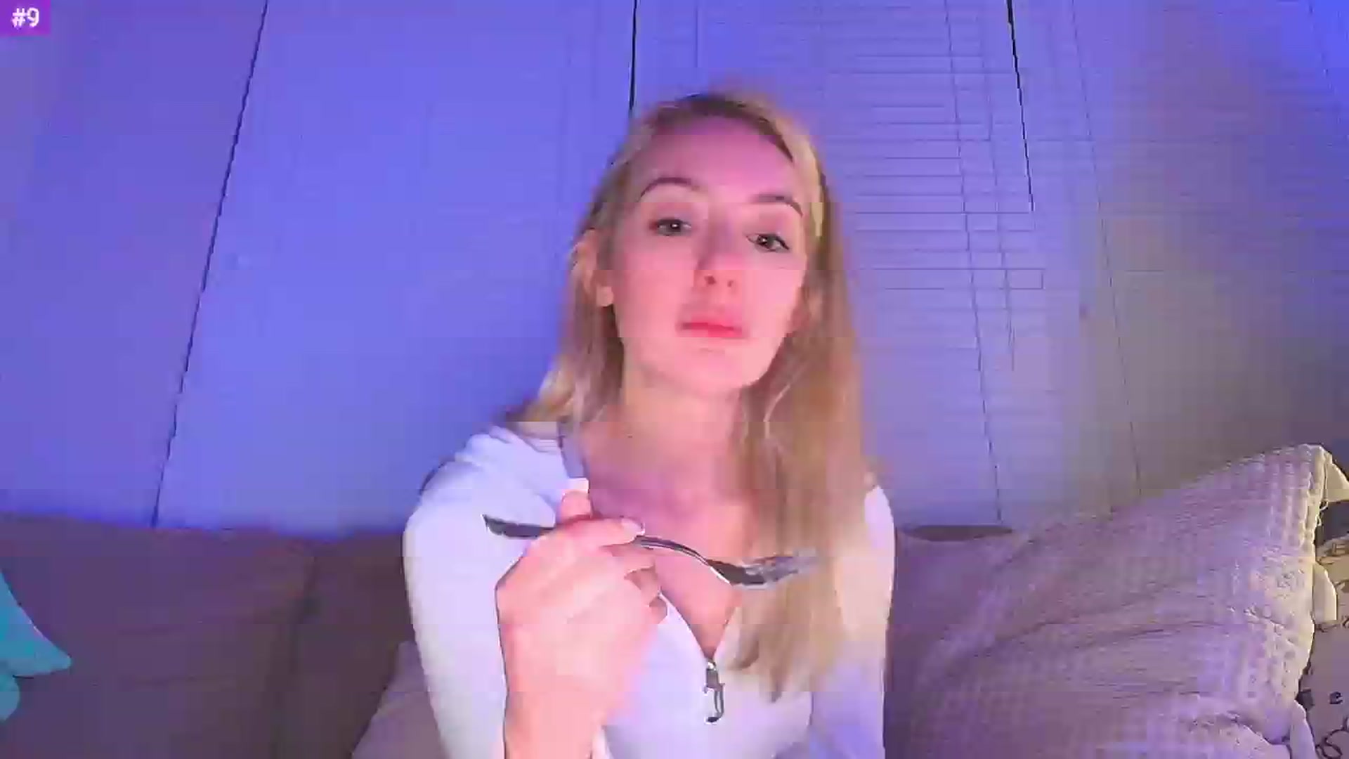 Gallery image thumbnail from Sammy_gray's myfreecams stream on, 02/19/2025, 07:56 image 1 of 20