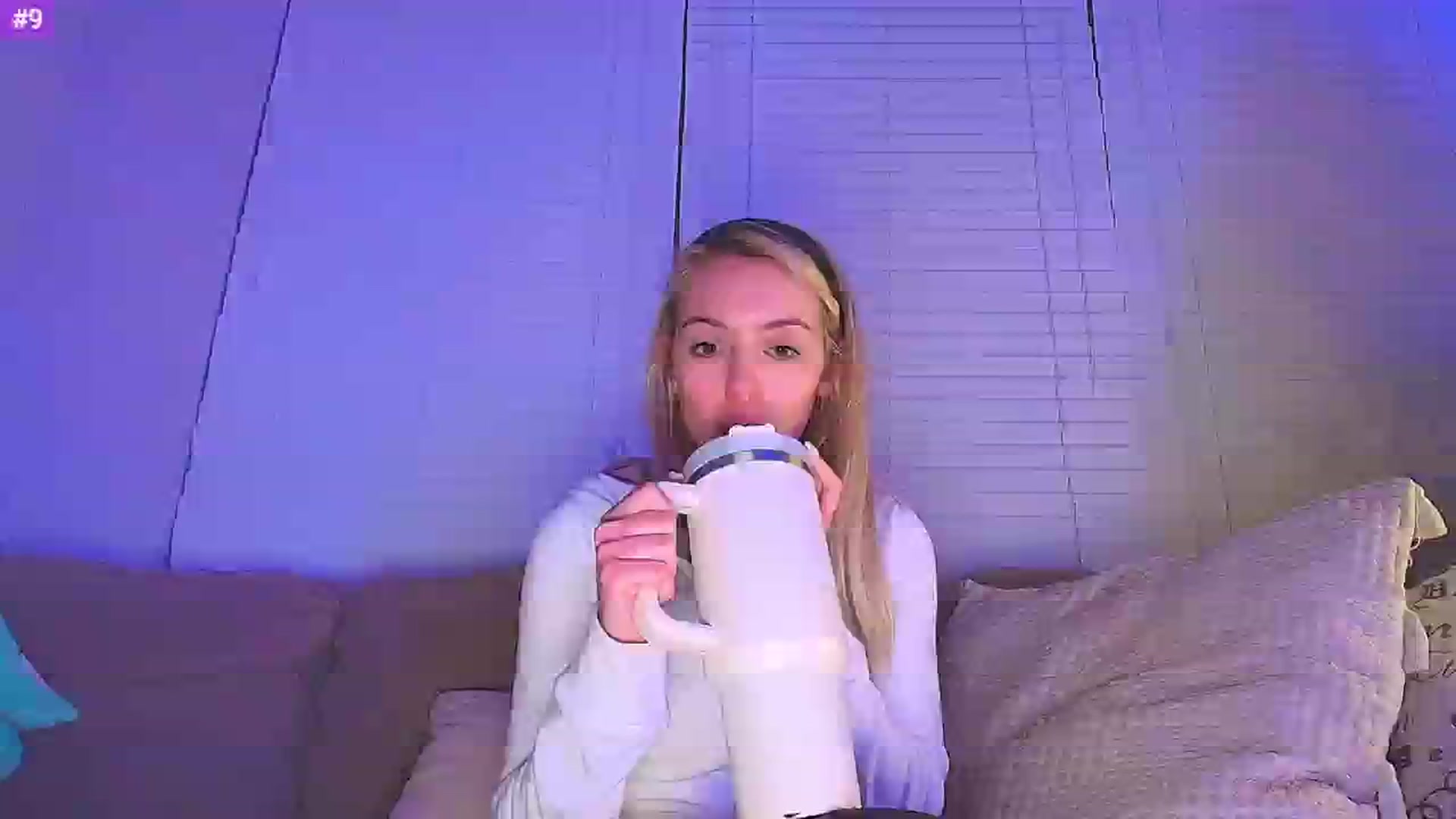 Gallery image thumbnail from Sammy_gray's myfreecams stream on, 02/19/2025, 07:56 image 7 of 20