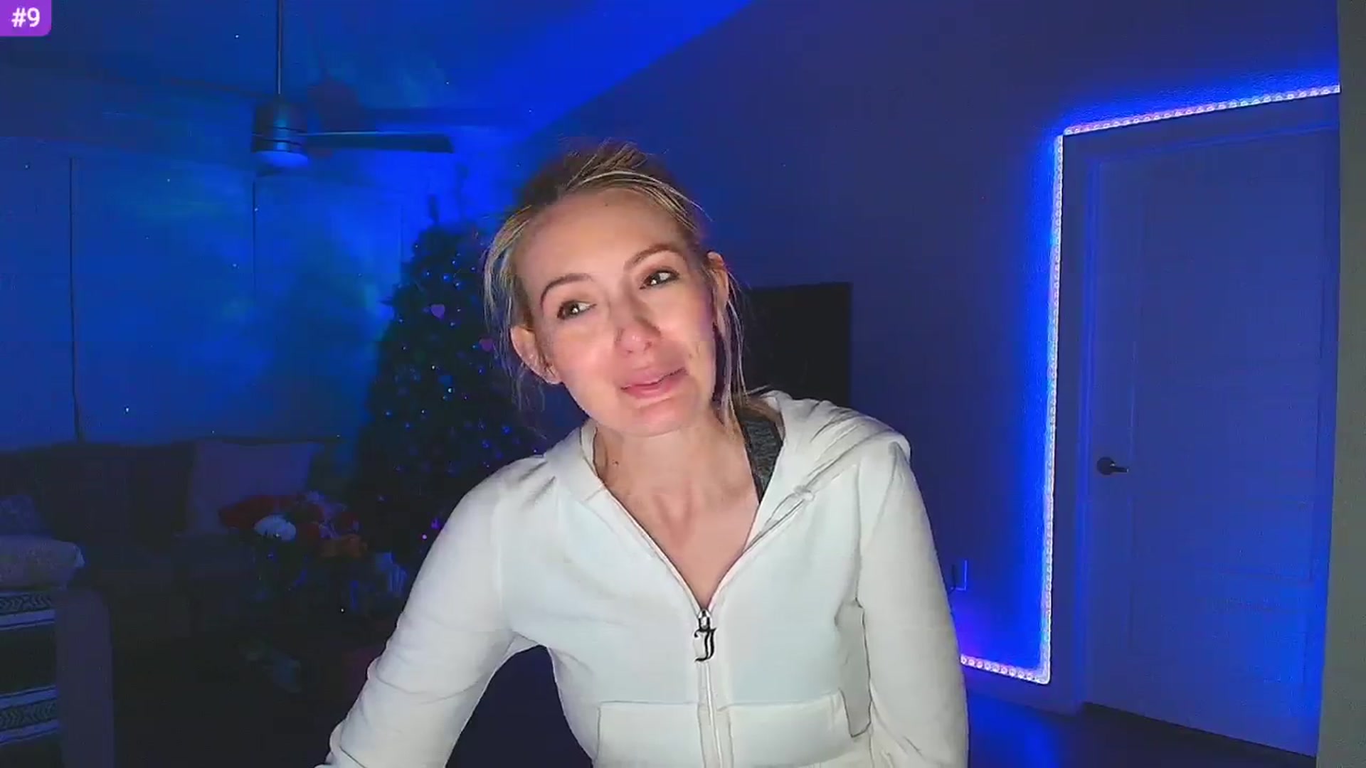 Gallery image thumbnail from Sammy_gray's myfreecams stream on, 02/21/2025, 05:56 image 10 of 20