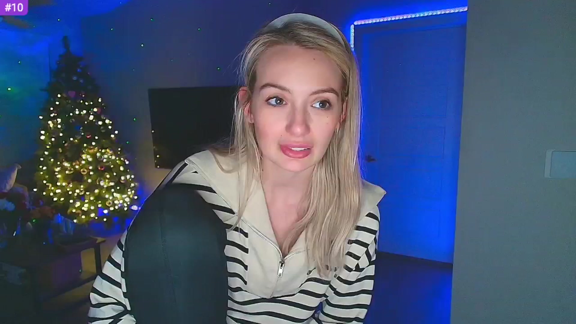 Gallery image thumbnail from Sammy_gray's myfreecams stream on, 02/22/2025, 08:57 image 12 of 20