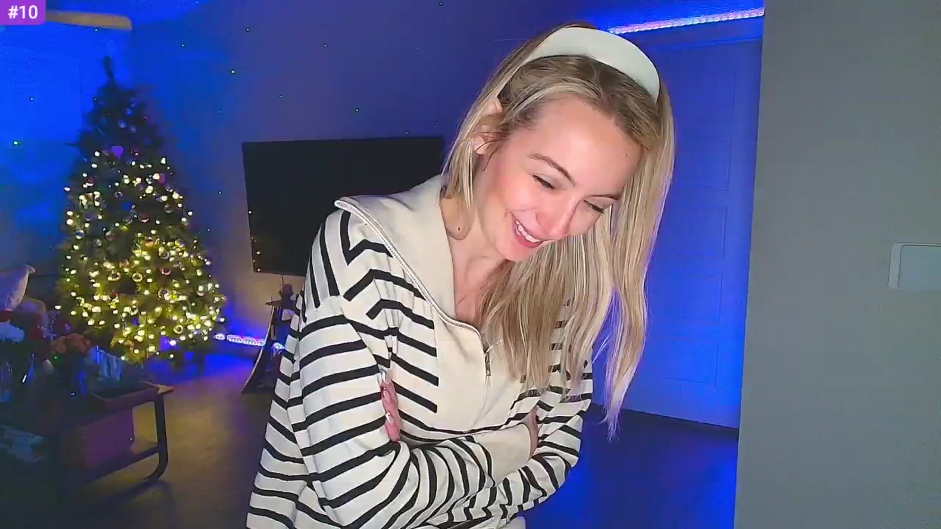 Gallery image thumbnail from Sammy_gray's myfreecams stream on, 02/22/2025, 08:57 image 17 of 20