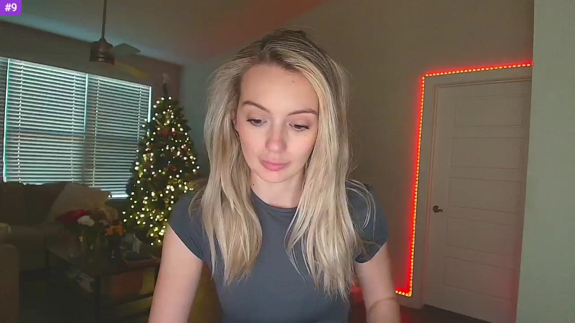 Gallery image thumbnail from Sammy_gray's myfreecams stream on, 02/25/2025, 01:57 image 7 of 20