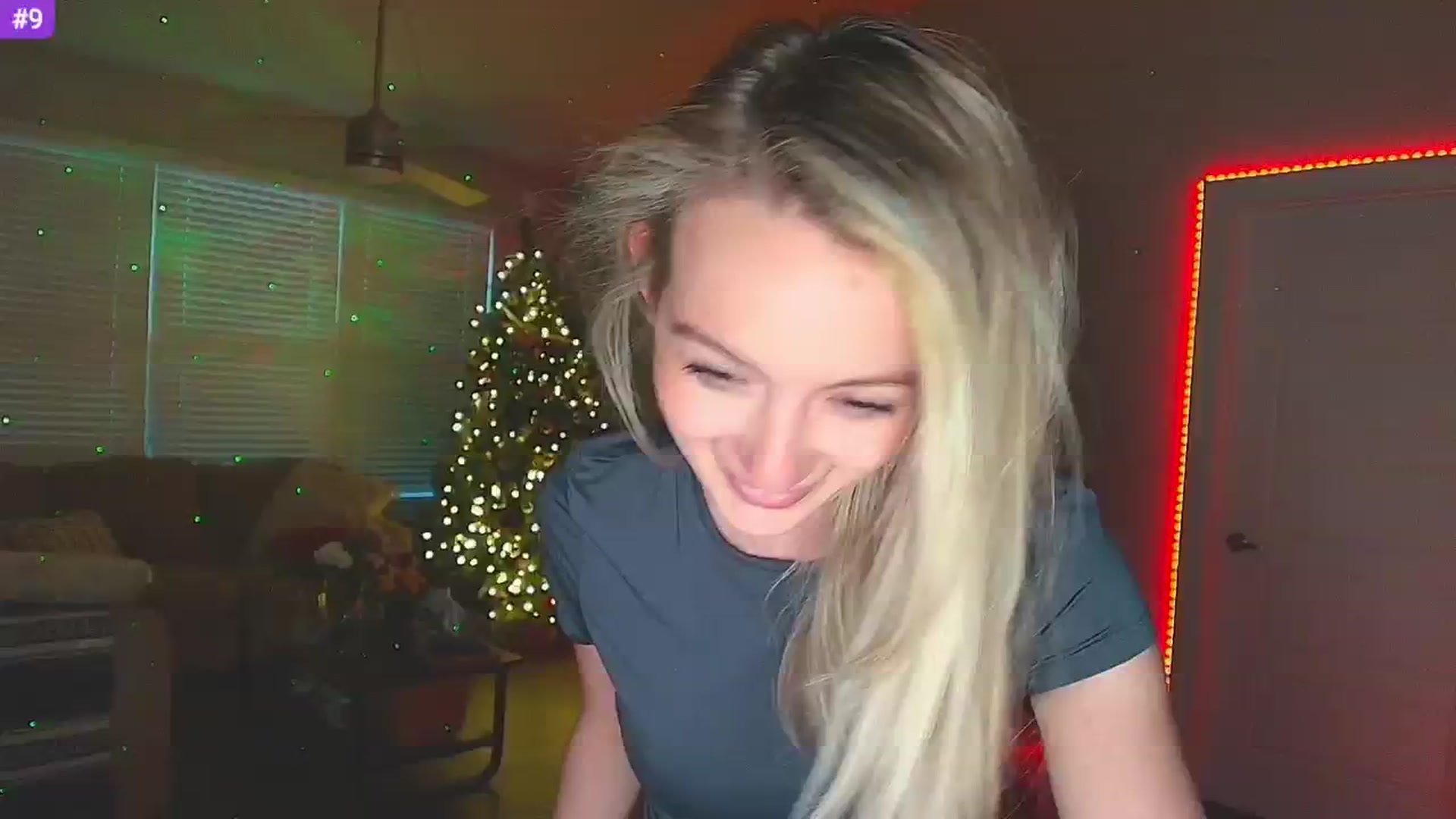 Gallery image thumbnail from Sammy_gray's myfreecams stream on, 02/25/2025, 01:57 image 14 of 20