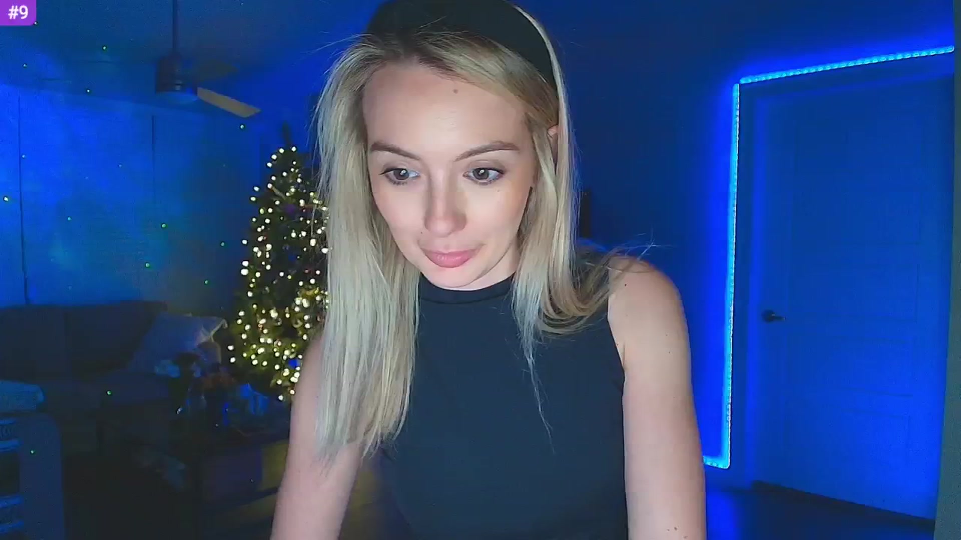 Gallery image thumbnail from Sammy_gray's myfreecams stream on, 03/01/2025, 05:03 image 19 of 20