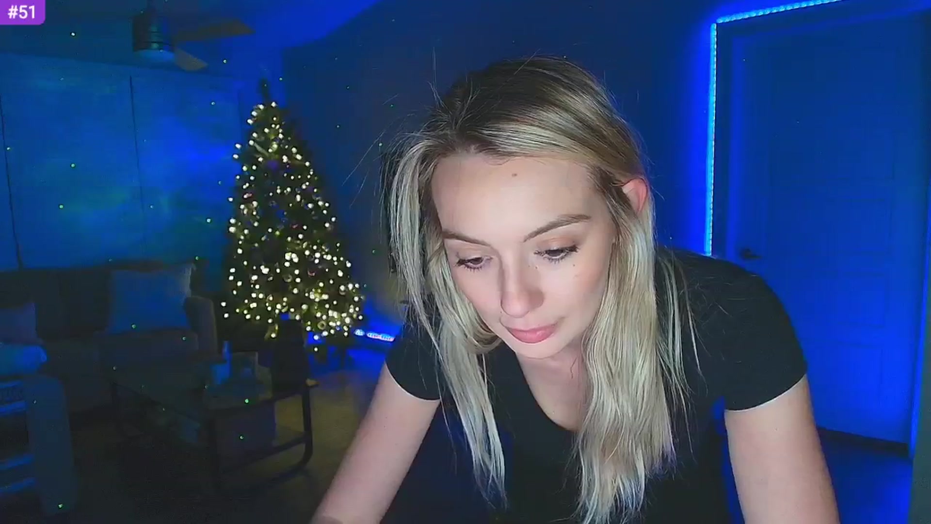 Gallery image thumbnail from Sammy_gray's myfreecams stream on, 03/02/2025, 05:55 image 14 of 20