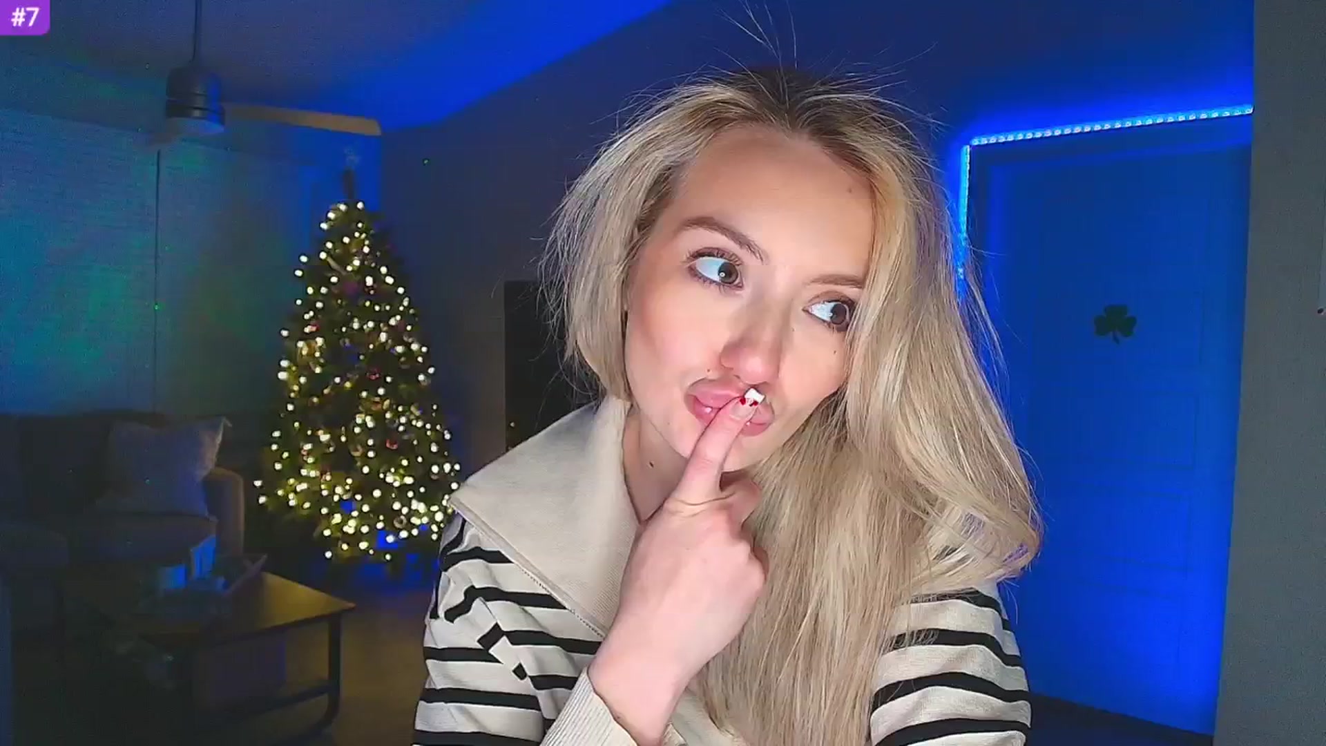 Gallery image thumbnail from Sammy_gray's myfreecams stream on, 03/04/2025, 04:58 image 8 of 20
