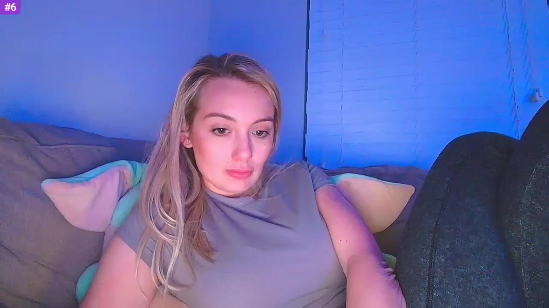 Gallery image thumbnail from Sammy_gray's myfreecams stream on, 03/05/2025, 07:21 image 12 of 20