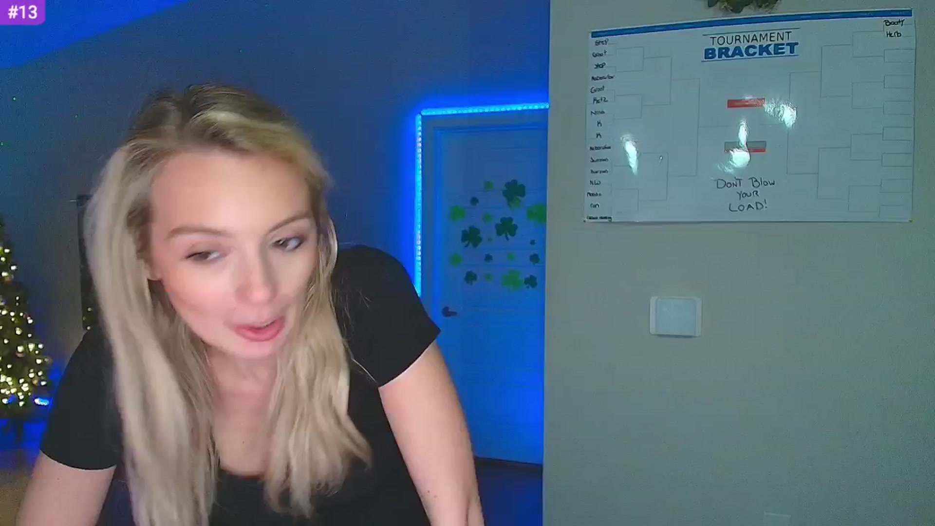 Gallery image thumbnail from Sammy_gray's myfreecams stream on, 03/08/2025, 01:42 image 7 of 20
