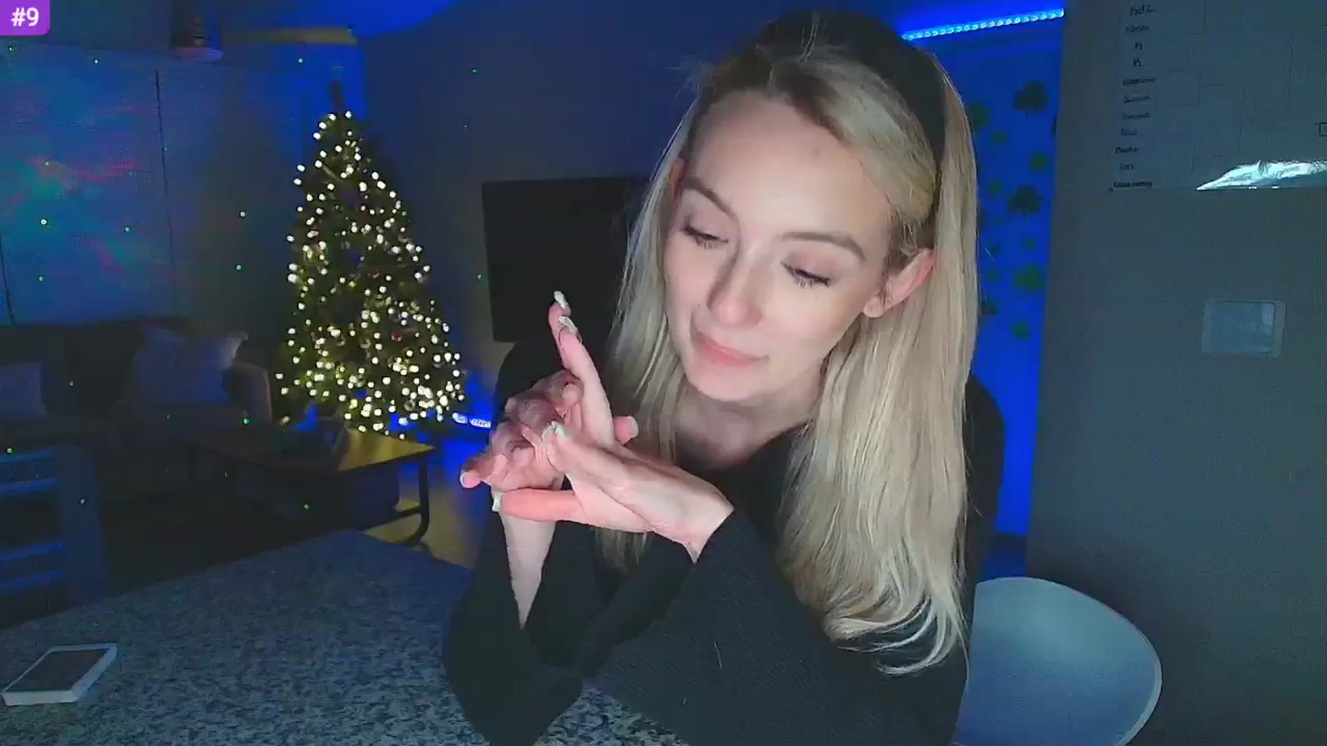 Gallery image thumbnail from Sammy_gray's myfreecams stream on, 03/11/2025, 02:31 image 19 of 20