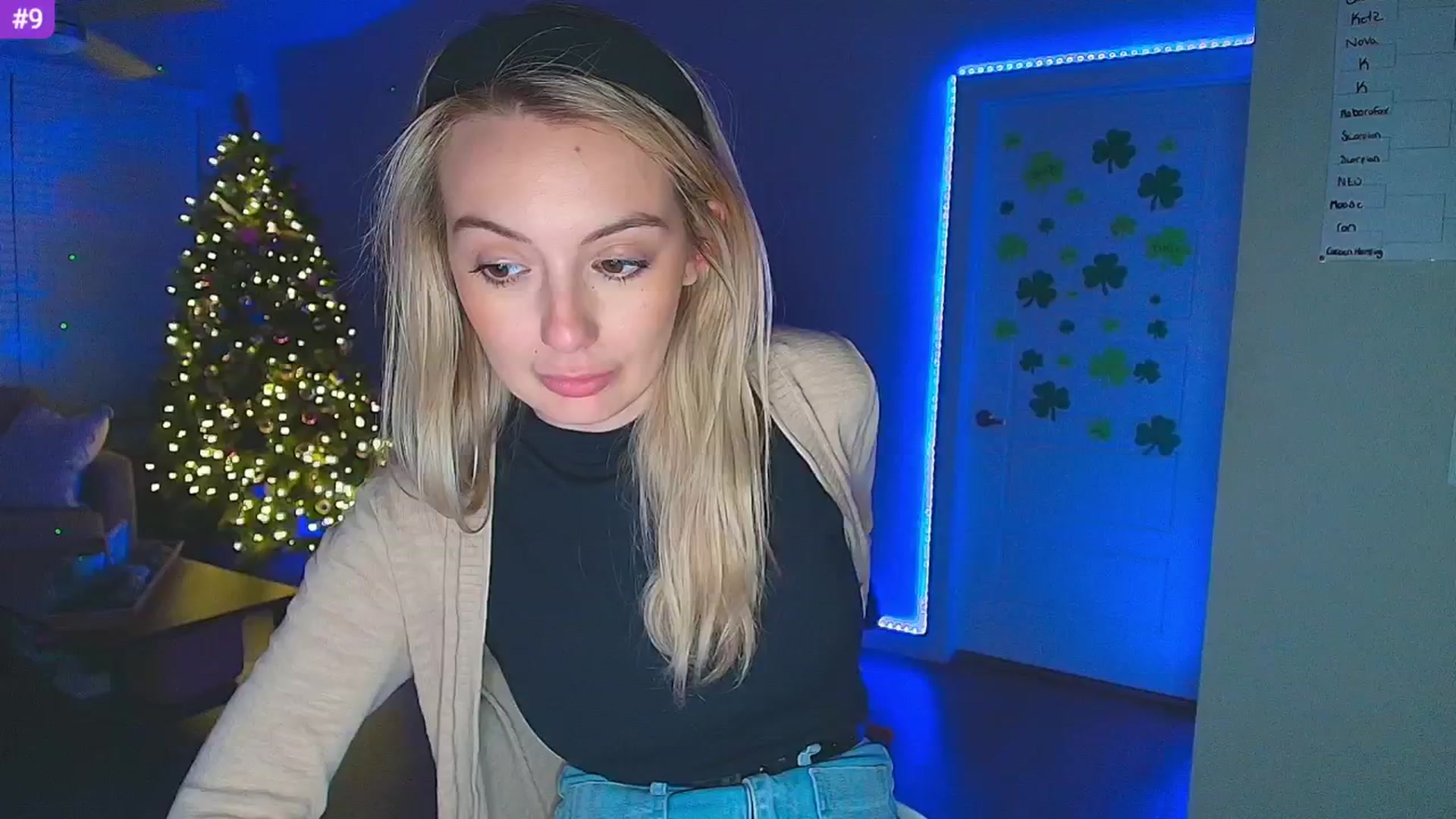 Gallery image thumbnail from Sammy_gray's myfreecams stream on, 03/12/2025, 05:46 image 18 of 20