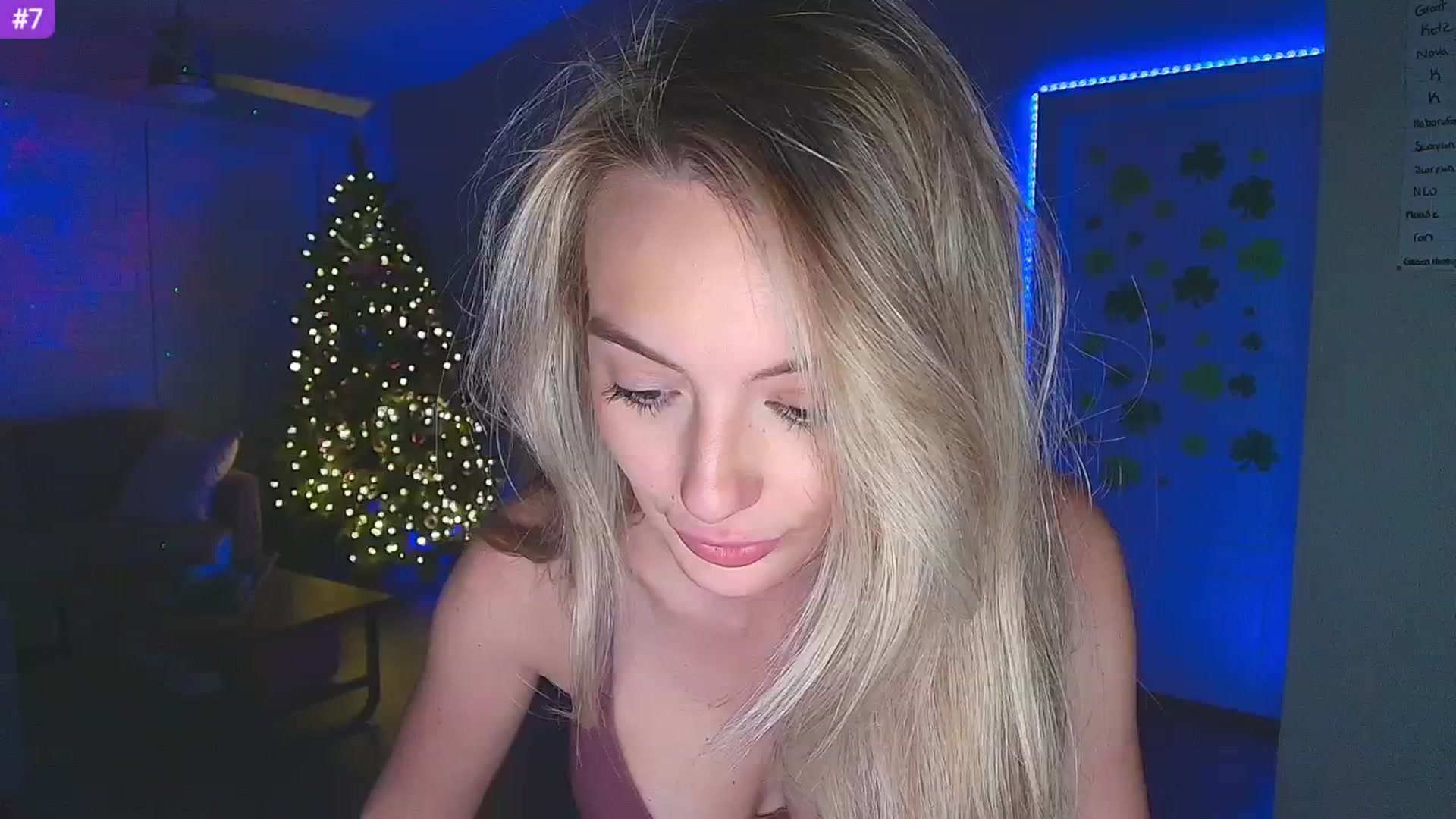 Gallery image thumbnail from Sammy_gray's myfreecams stream on, 03/13/2025, 07:05 image 1 of 20