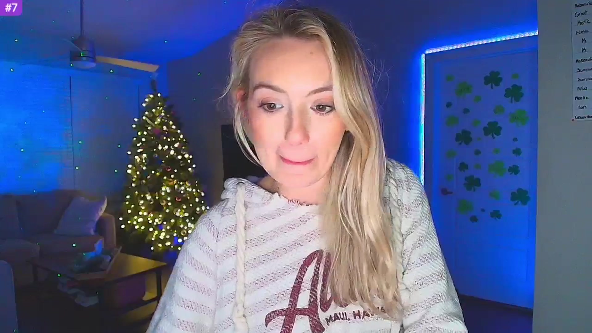 Gallery image thumbnail from Sammy_gray's myfreecams stream on, 03/14/2025, 03:21 image 17 of 20