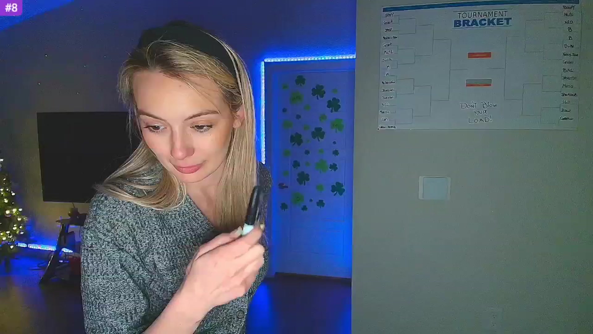 Gallery image thumbnail from Sammy_gray's myfreecams stream on, 03/21/2025, 04:12 image 19 of 20