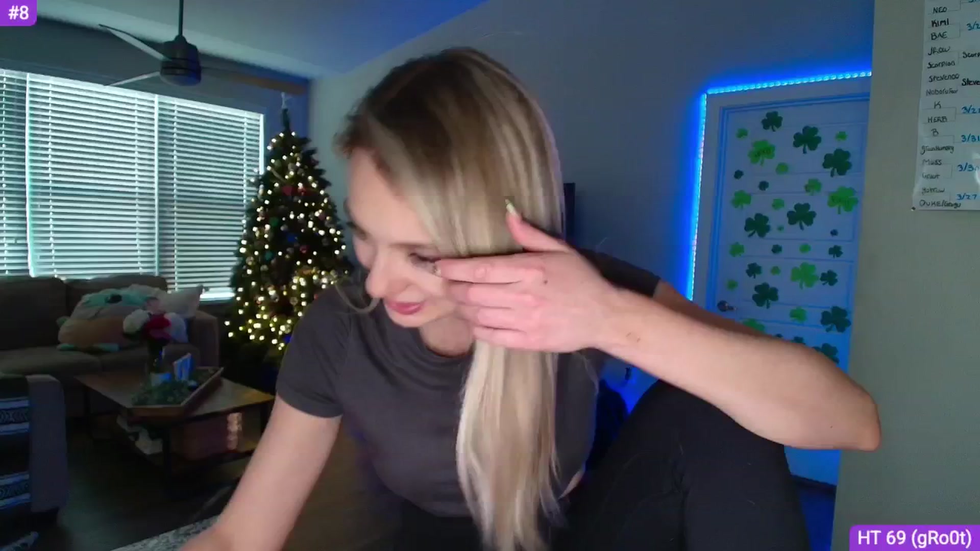 Gallery image thumbnail from Sammy_gray's myfreecams stream on, 03/27/2025, 24:20 image 15 of 20