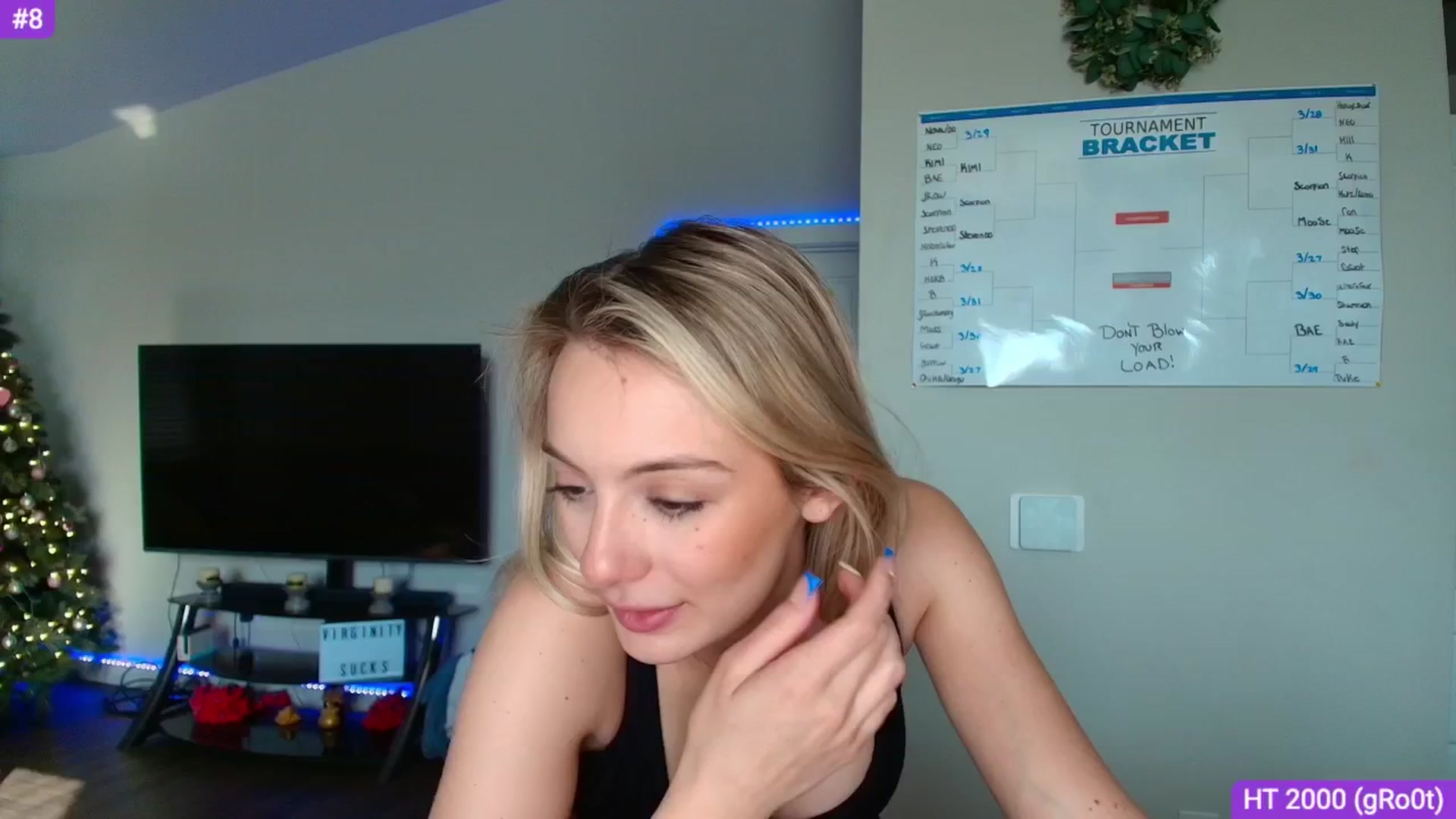 Gallery image thumbnail from Sammy_gray's myfreecams stream on, 03/28/2025, 24:20 image 4 of 20
