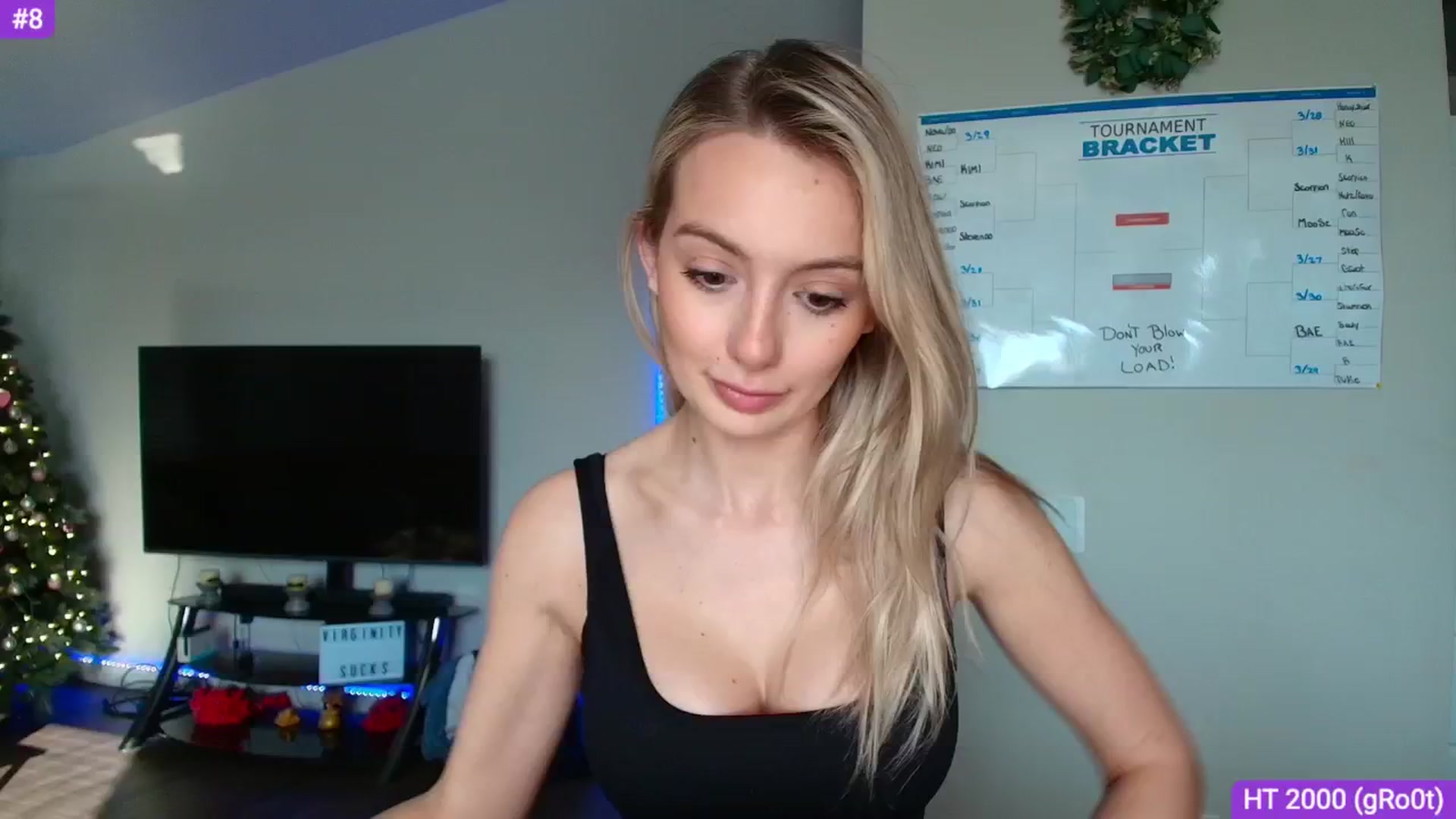 Gallery image thumbnail from Sammy_gray's myfreecams stream on, 03/28/2025, 24:20 image 12 of 20