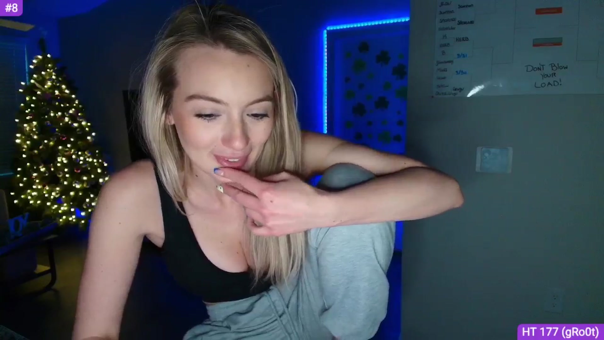 Gallery image thumbnail from Sammy_gray's myfreecams stream on, 03/31/2025, 04:20 image 5 of 20