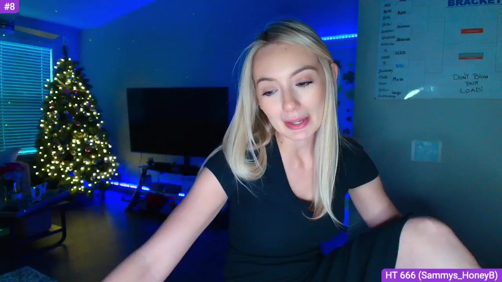 Gallery image thumbnail from Sammy_gray's myfreecams stream on, 04/01/2025, 01:28 image 10 of 20