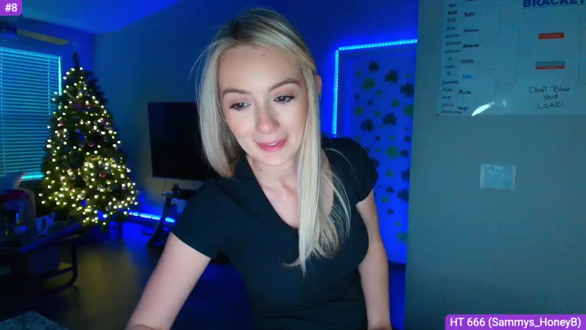 Gallery image thumbnail from Sammy_gray's myfreecams stream on, 04/01/2025, 01:28 image 1 of 20
