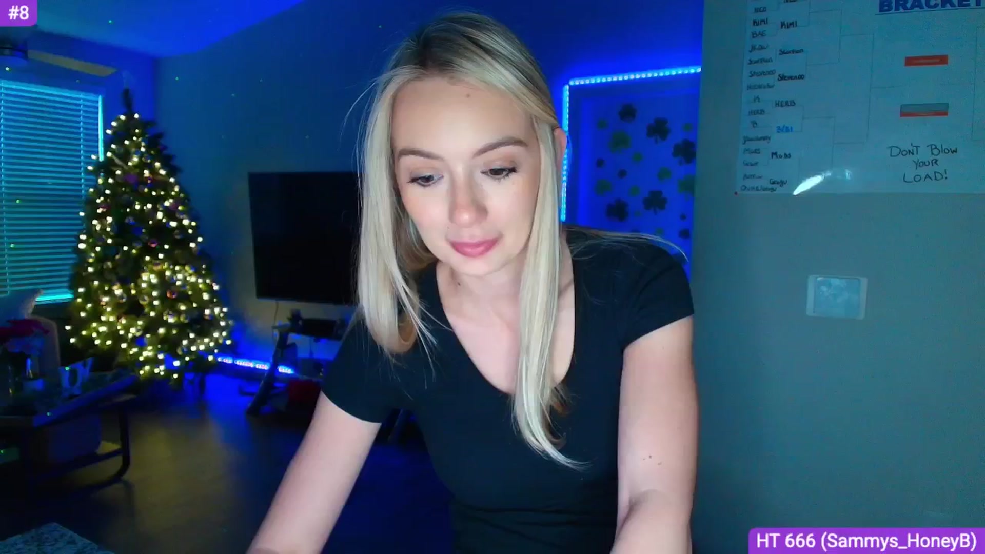 Gallery image thumbnail from Sammy_gray's myfreecams stream on, 04/01/2025, 01:28 image 9 of 20