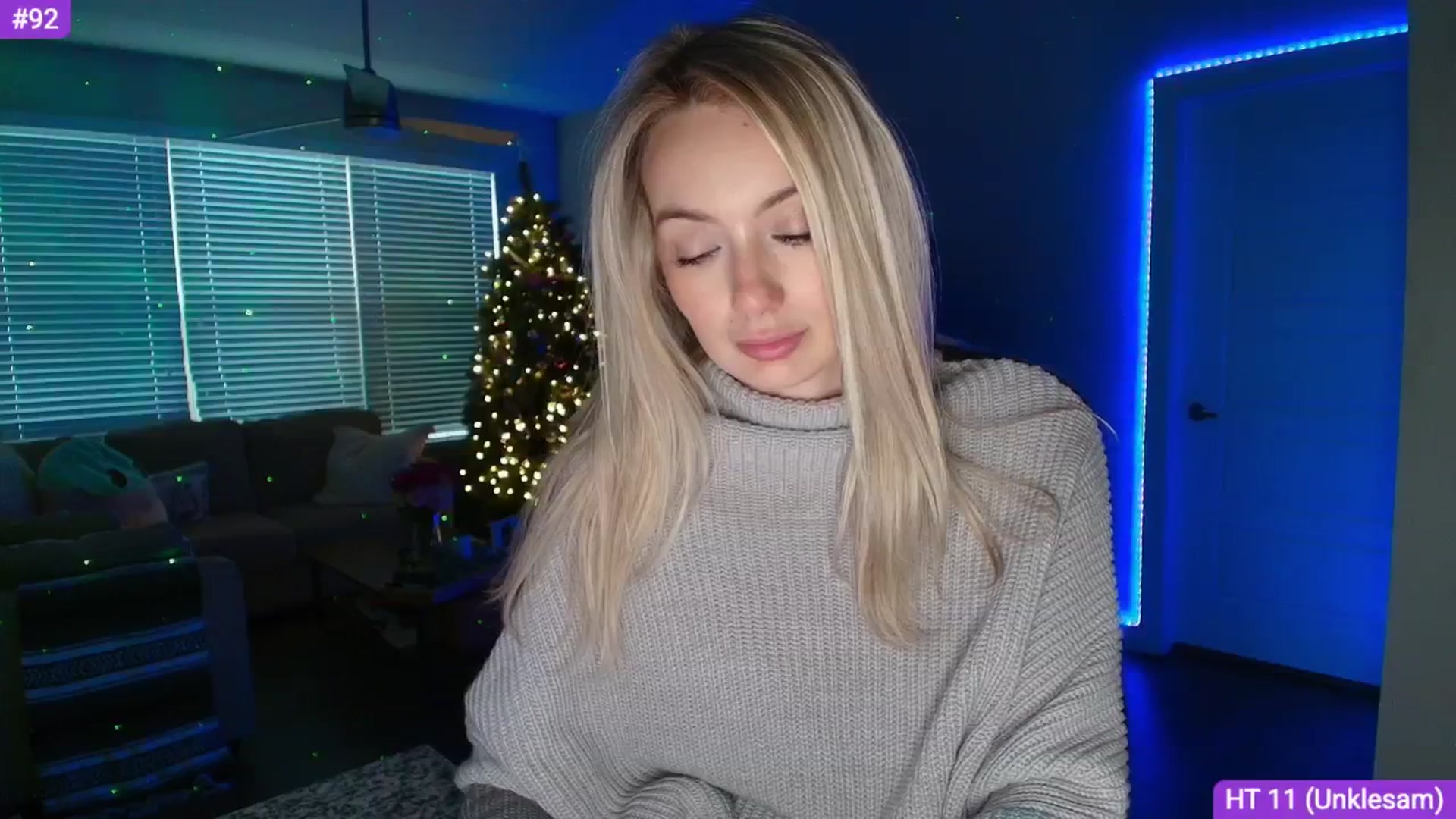 Gallery image thumbnail from Sammy_gray's myfreecams stream on, 04/03/2025, 24:43 image 11 of 20