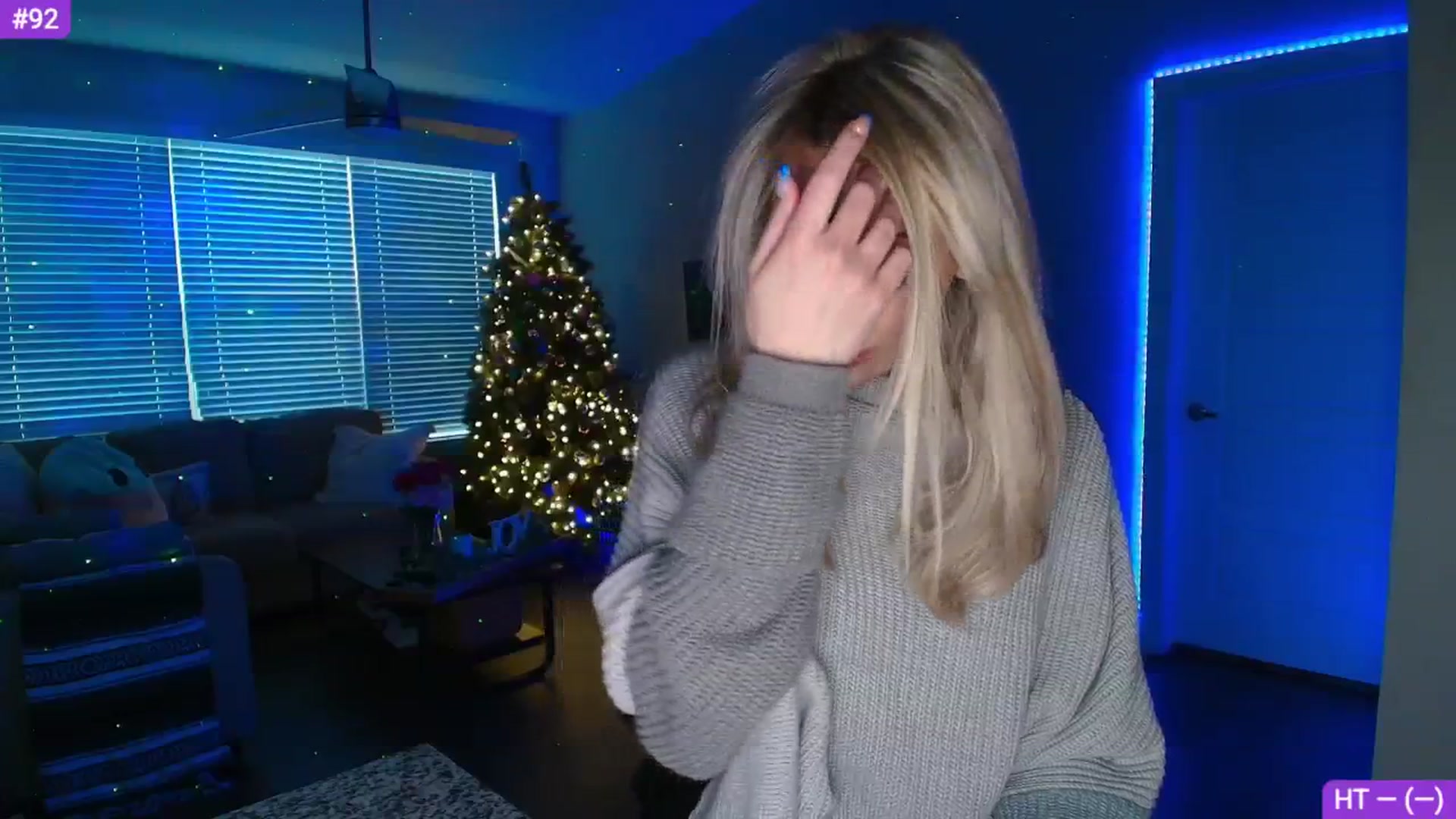 Gallery image thumbnail from Sammy_gray's myfreecams stream on, 04/03/2025, 24:43 image 4 of 20