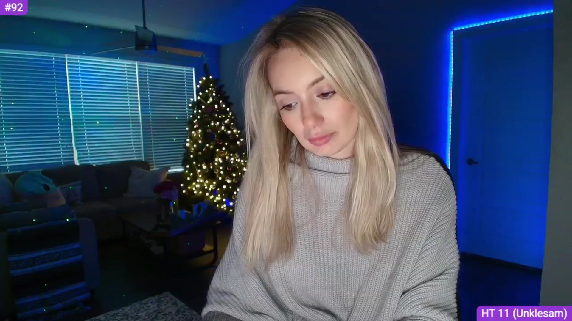 Gallery image thumbnail from Sammy_gray's myfreecams stream on, 04/03/2025, 24:43 image 9 of 20
