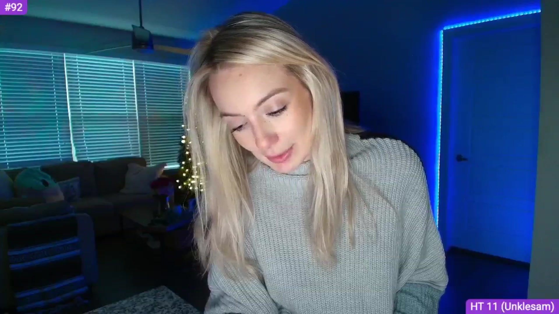 Gallery image thumbnail from Sammy_gray's myfreecams stream on, 04/03/2025, 24:43 image 14 of 20