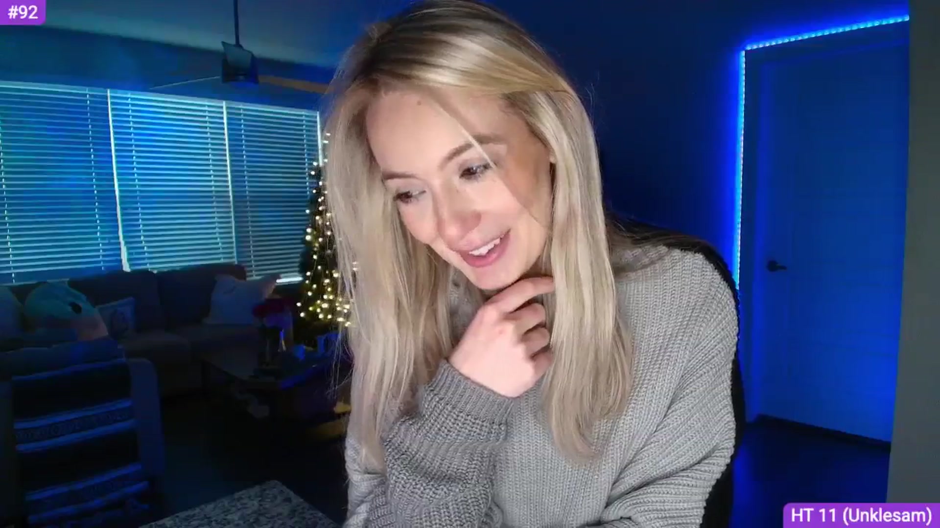 Gallery image thumbnail from Sammy_gray's myfreecams stream on, 04/03/2025, 24:43 image 7 of 20