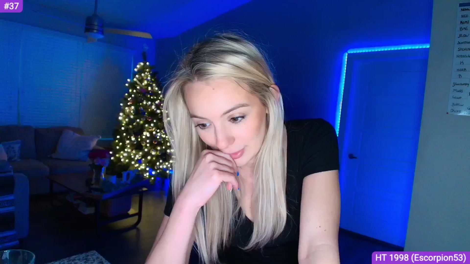 Gallery image thumbnail from Sammy_gray's myfreecams stream on, 04/04/2025, 03:38 image 12 of 20