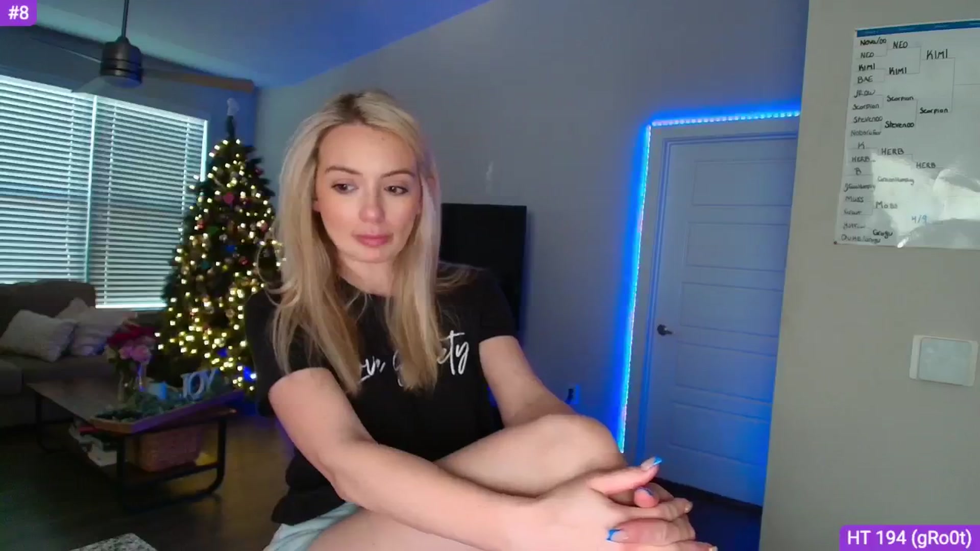 Gallery image thumbnail from Sammy_gray's myfreecams stream on, 04/08/2025, 06:00 image 3 of 20