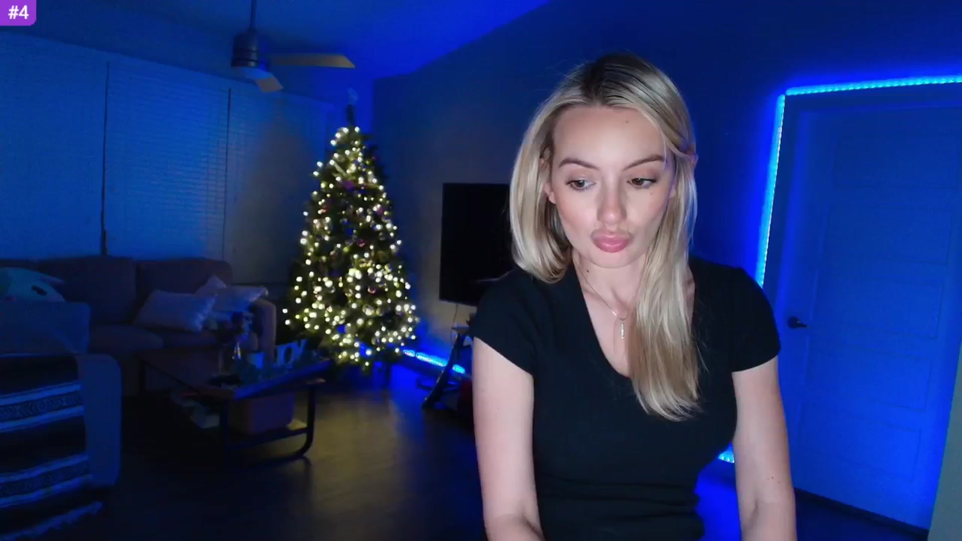 Gallery image thumbnail from Sammy_gray's myfreecams stream on, 04/11/2025, 06:35 image 19 of 20