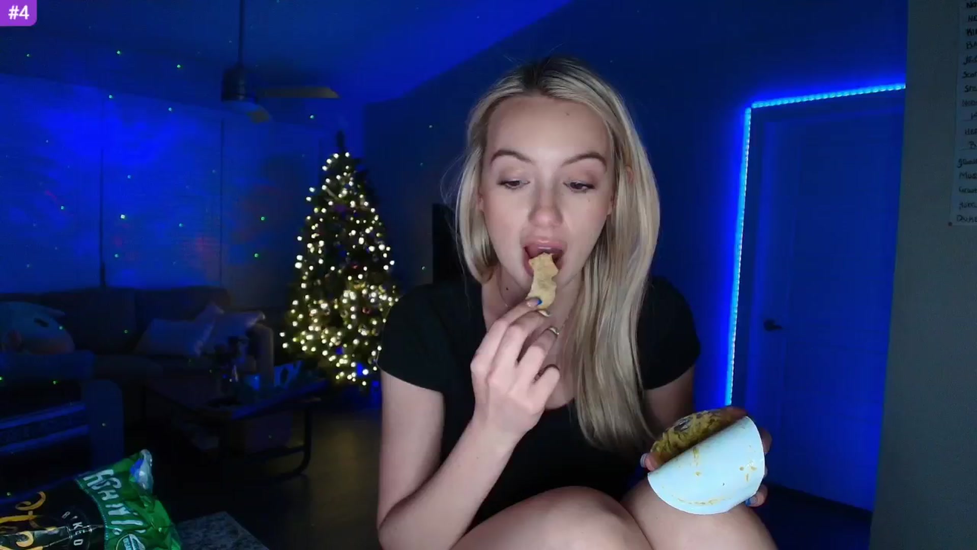 Gallery image thumbnail from Sammy_gray's myfreecams stream on, 04/11/2025, 06:35 image 9 of 20