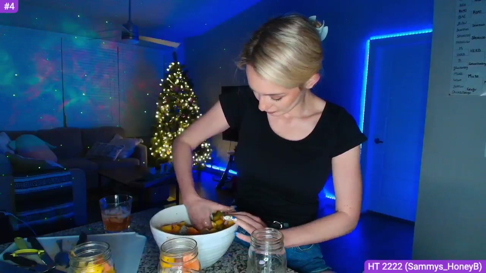 Gallery image thumbnail from Sammy_gray's myfreecams stream on, 04/16/2025, 03:08 image 16 of 20