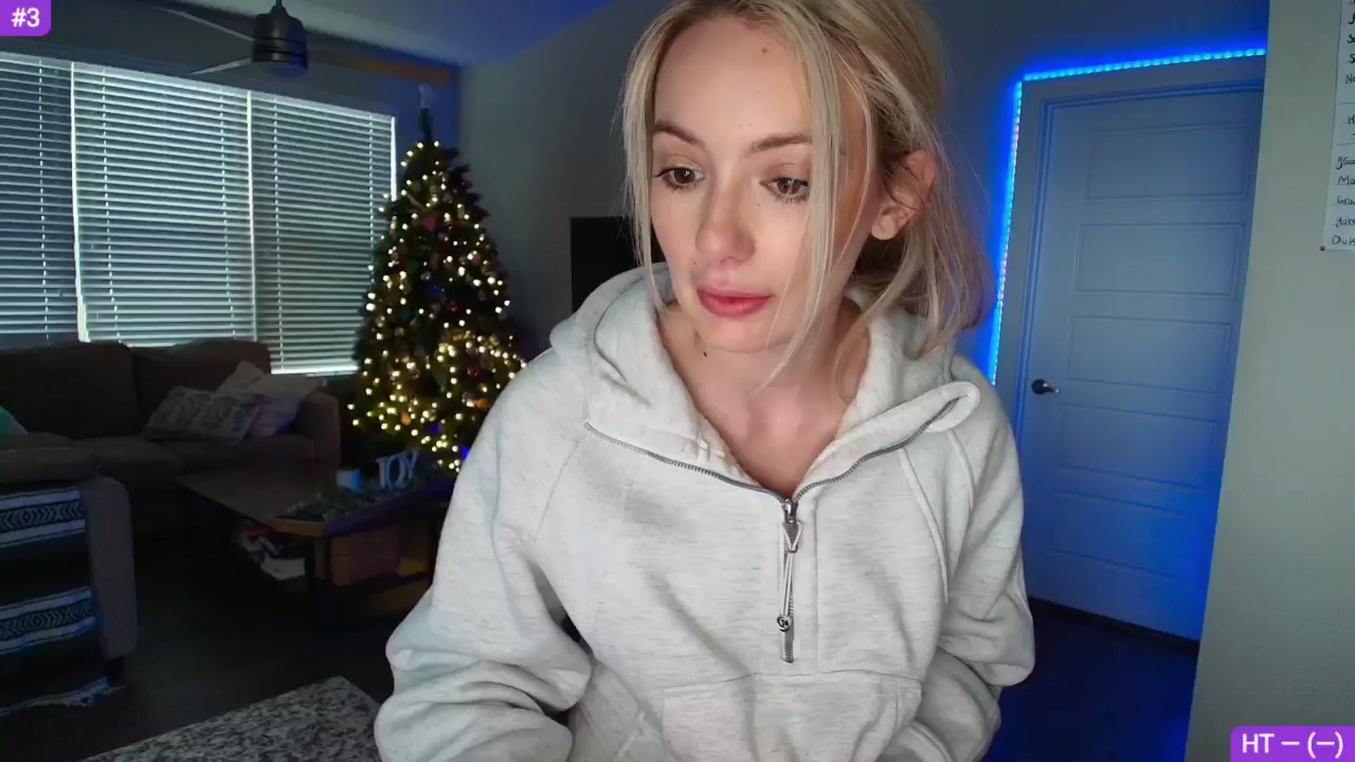 Gallery image thumbnail from Sammy_gray's myfreecams stream on, 04/19/2025, 24:00 image 1 of 20