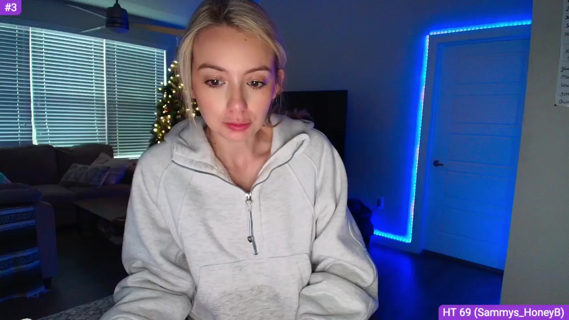 Gallery image thumbnail from Sammy_gray's myfreecams stream on, 04/19/2025, 24:00 image 13 of 20