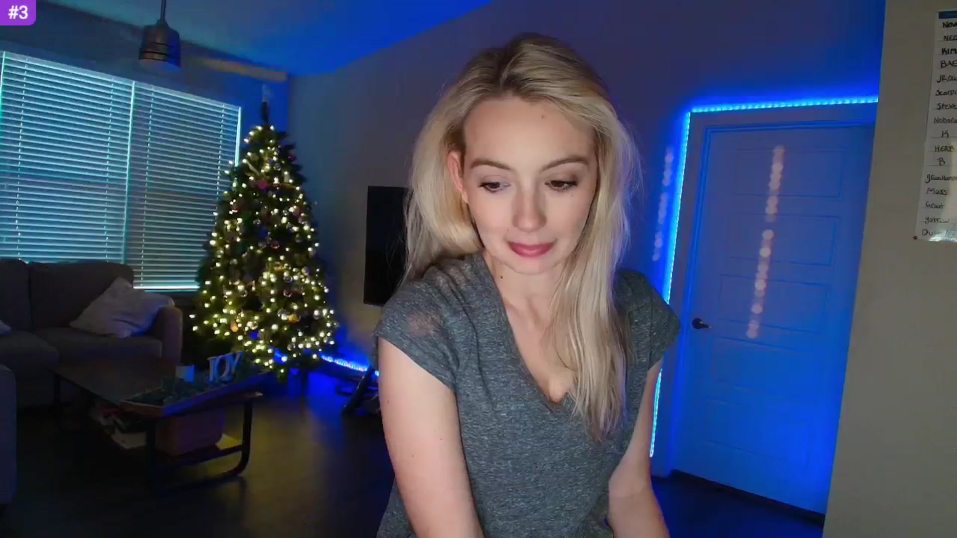 Gallery image thumbnail from Sammy_gray's myfreecams stream on, 04/24/2025, 02:13 image 9 of 20
