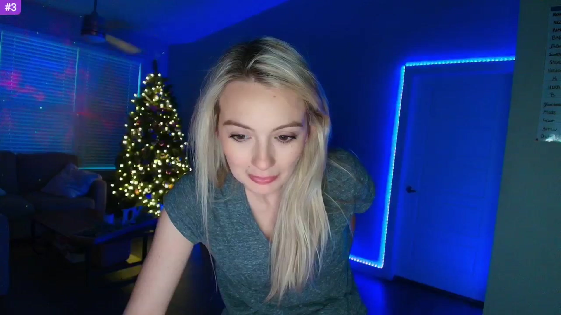 Gallery image thumbnail from Sammy_gray's myfreecams stream on, 04/24/2025, 02:13 image 19 of 20
