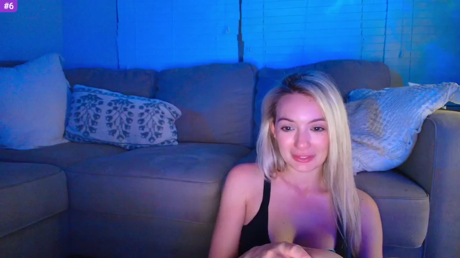 Gallery image thumbnail from Sammy_gray's myfreecams stream on, 04/30/2025, 03:59 image 18 of 20