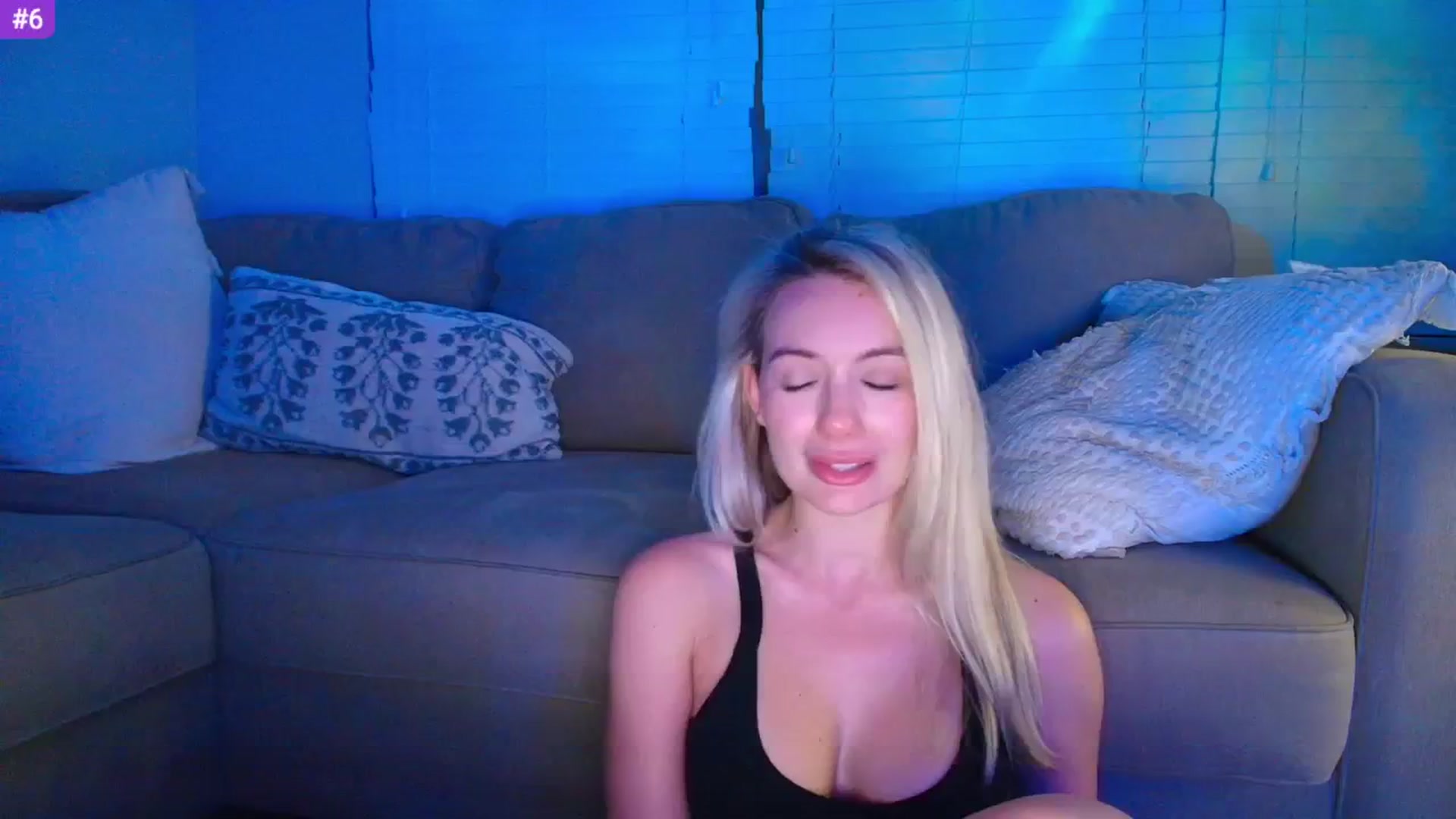 Gallery image thumbnail from Sammy_gray's myfreecams stream on, 04/30/2025, 03:59 image 17 of 20