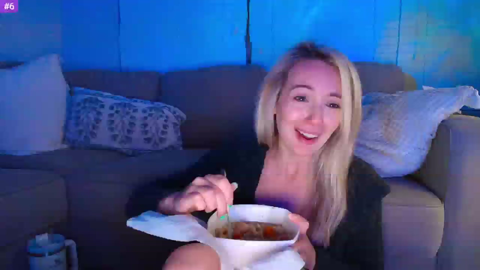 Gallery image thumbnail from Sammy_gray's myfreecams stream on, 04/30/2025, 03:59 image 1 of 20